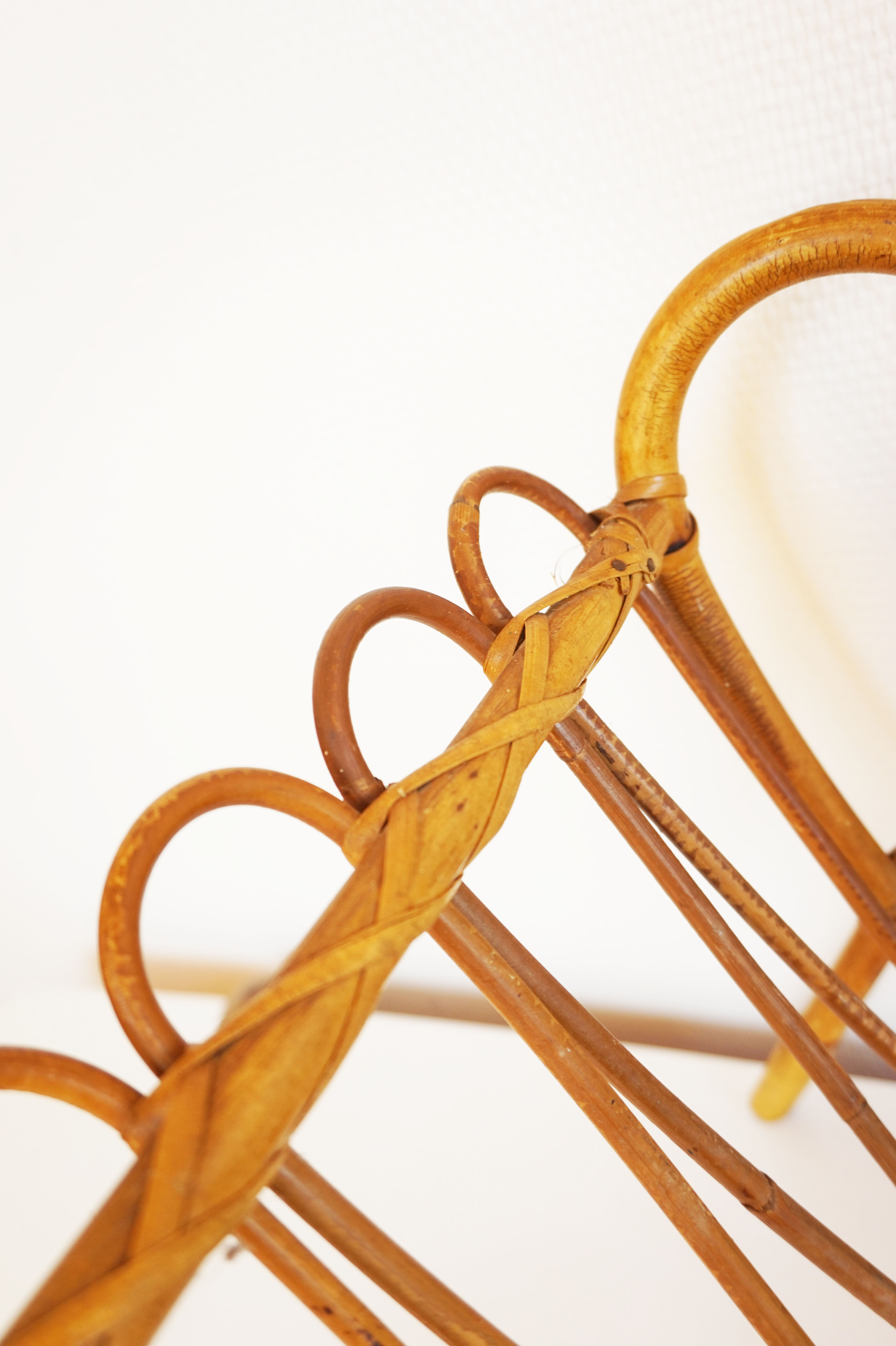 Magazine rack vintage rattan