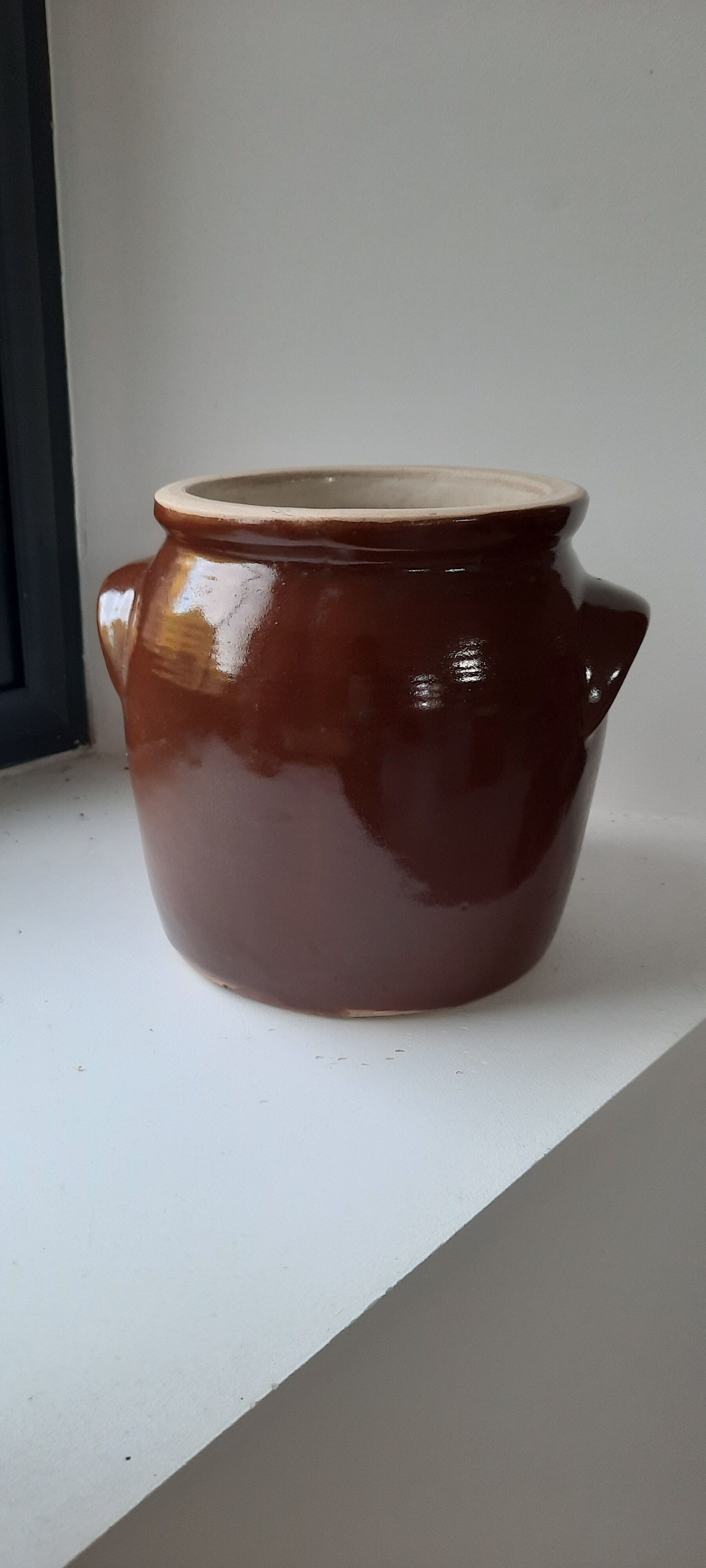 Chocolate glazed stoneware pot