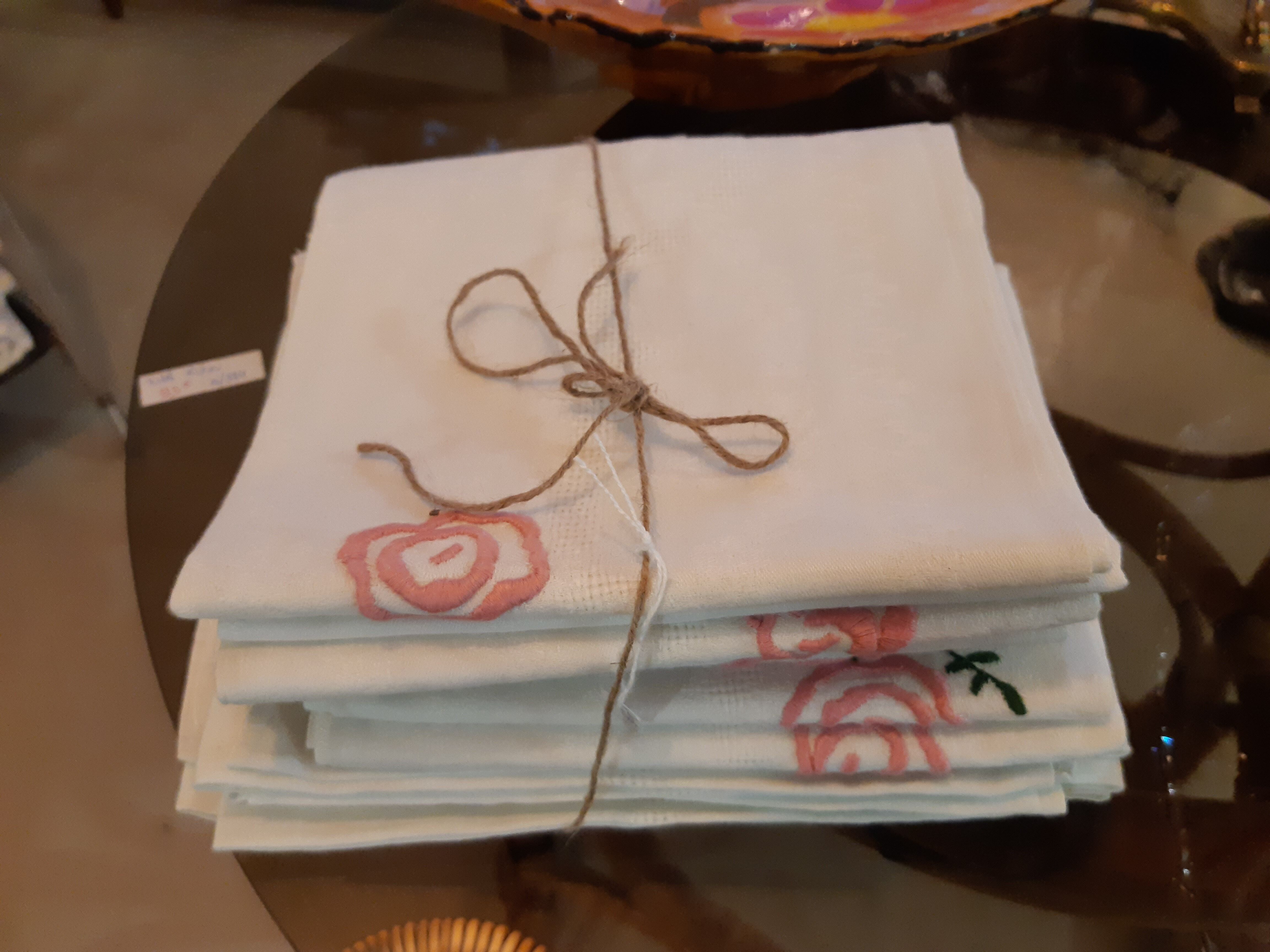 12 serviettes damassé lin/soie . brodé AR.QUALITÉ