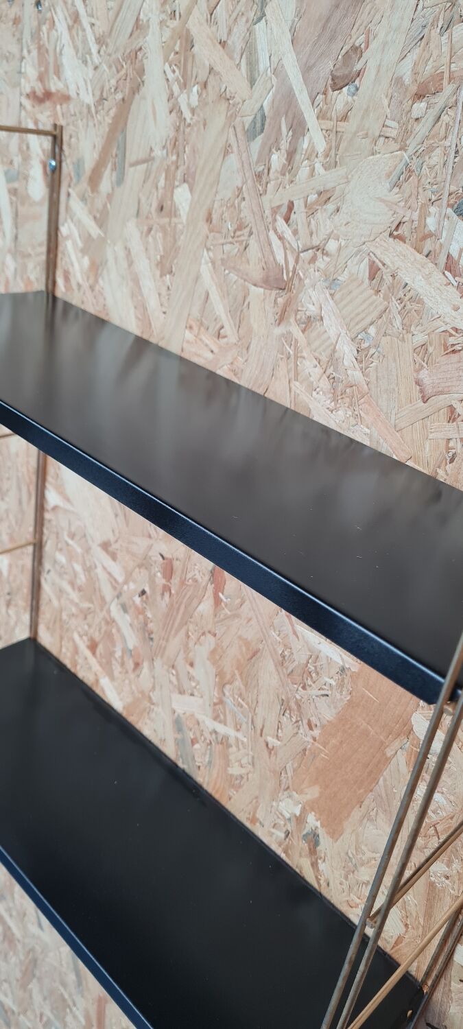 Wall shelf string 1960