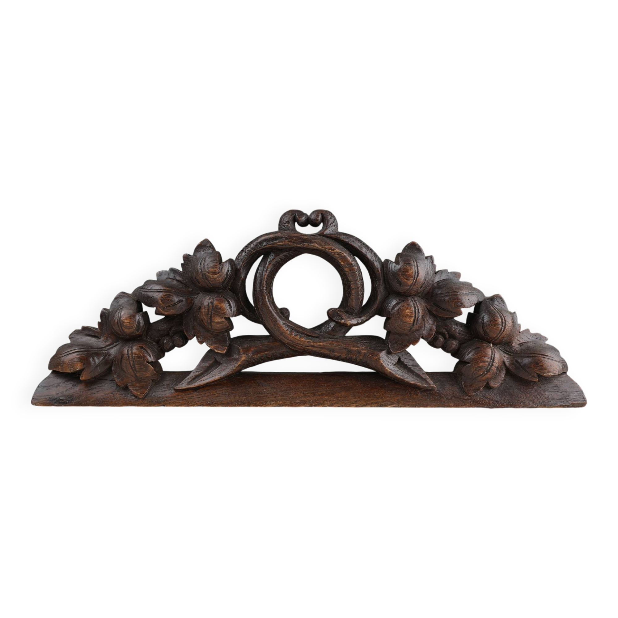 Oak pediment with hand-carved oak leaves around a wreath, France ca. 1850
