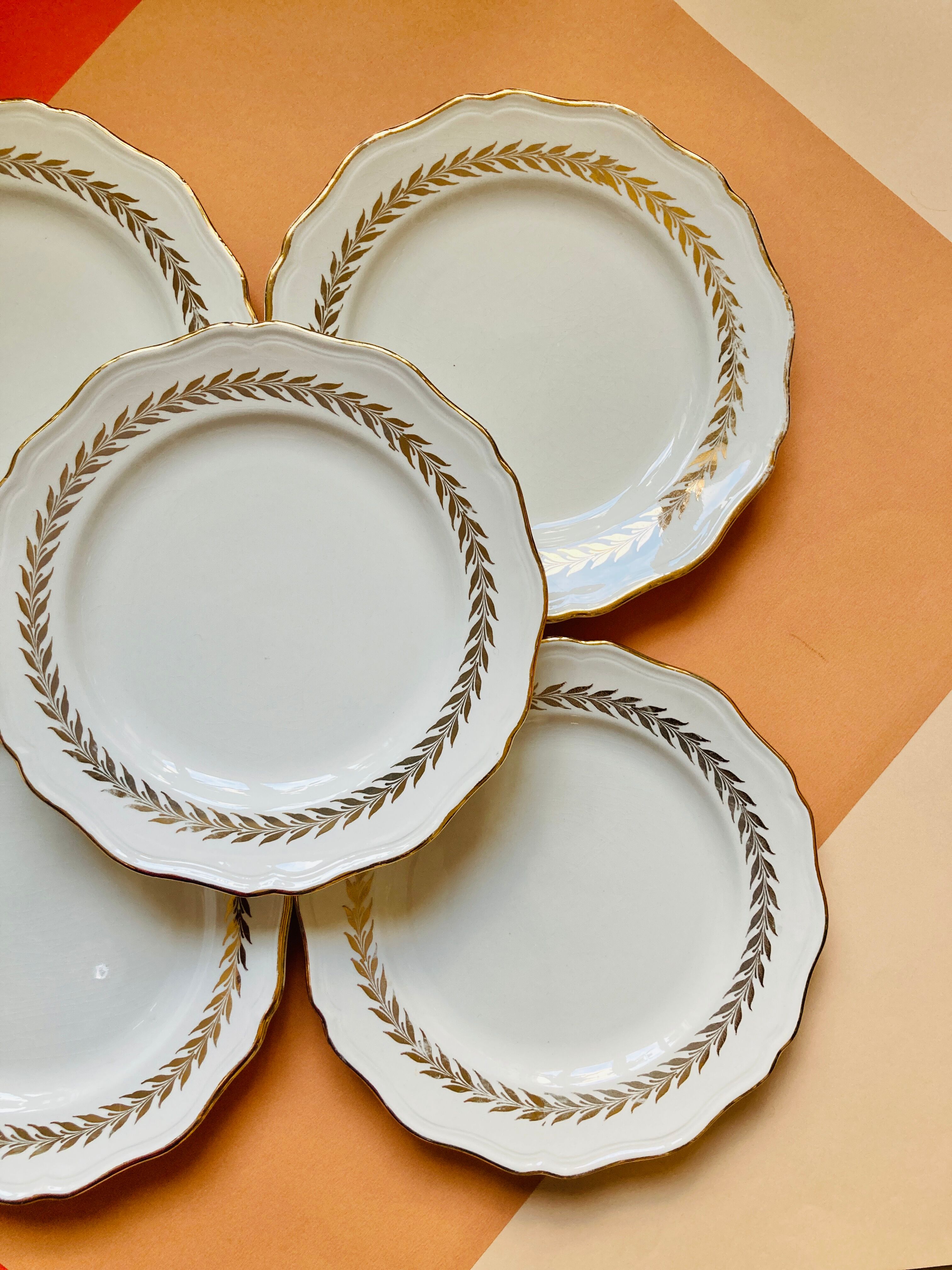 Lot of 6 white and golden vintage plates Poreylor l'Amandinoise France