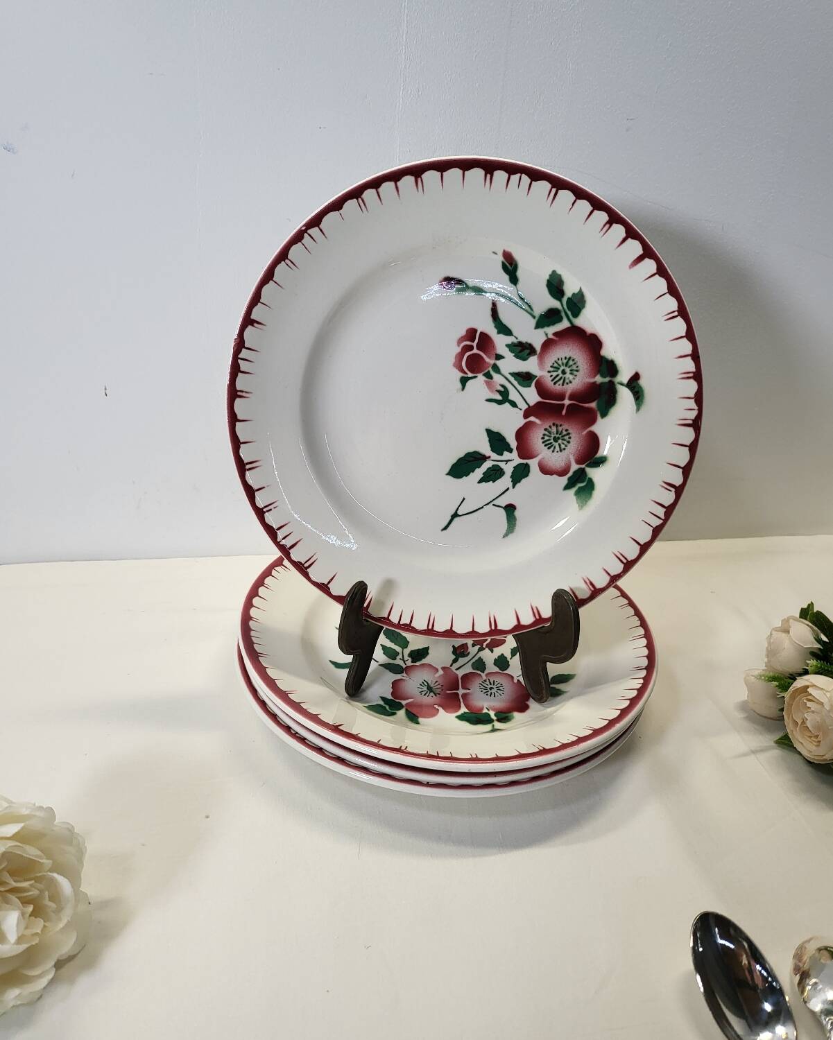 4 assiettes à dessert Sarreguemines épernay faïence vintage