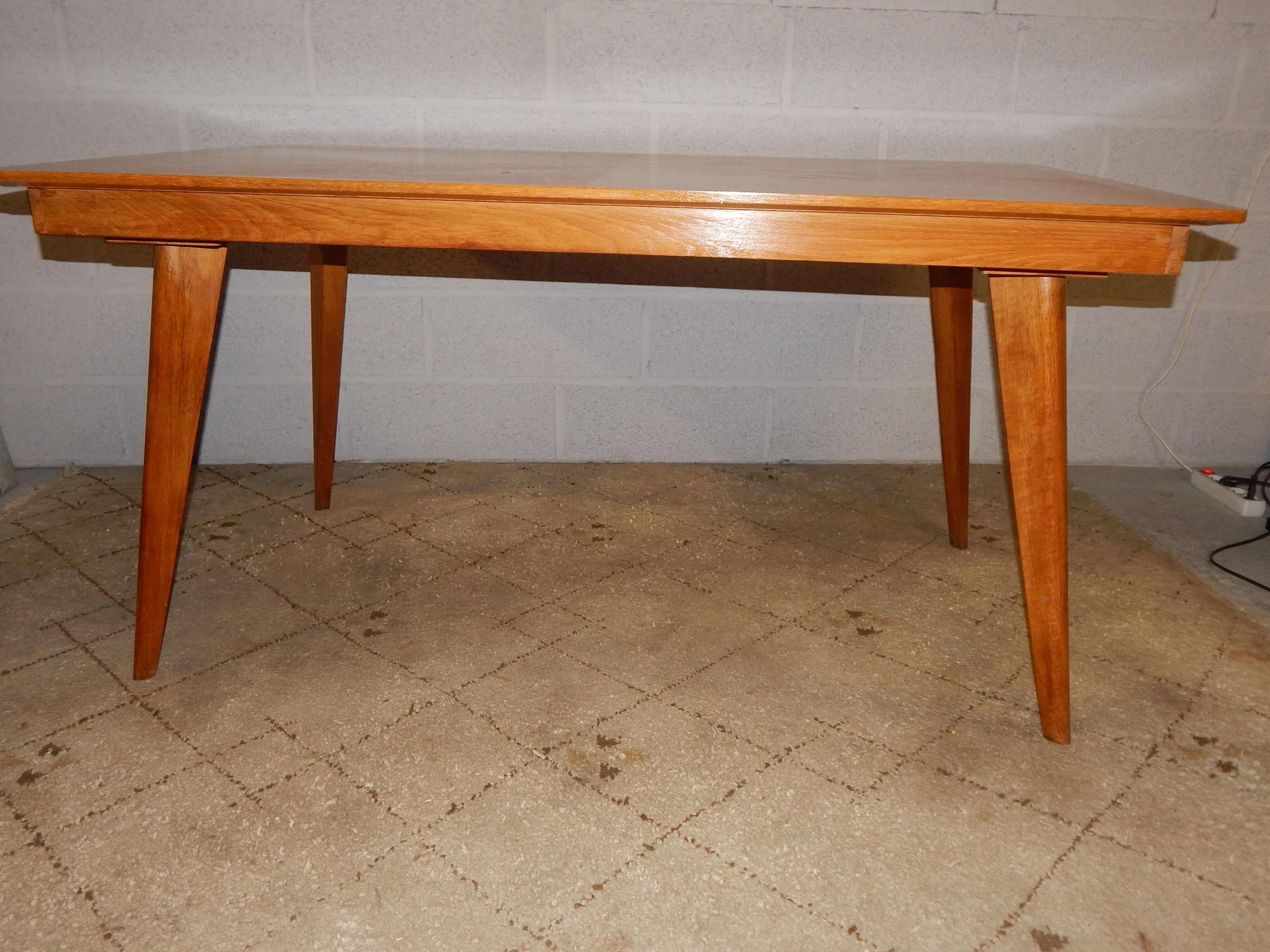 Table salle a manger années 50