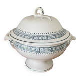 Antique earthenware soup tureen from Saint-Amand (North)