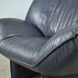 Leolux / vintage "tango" armchair in blue leather / jan armgardt / 1980s netherlands