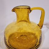 Carafe en verre bullé ambrée