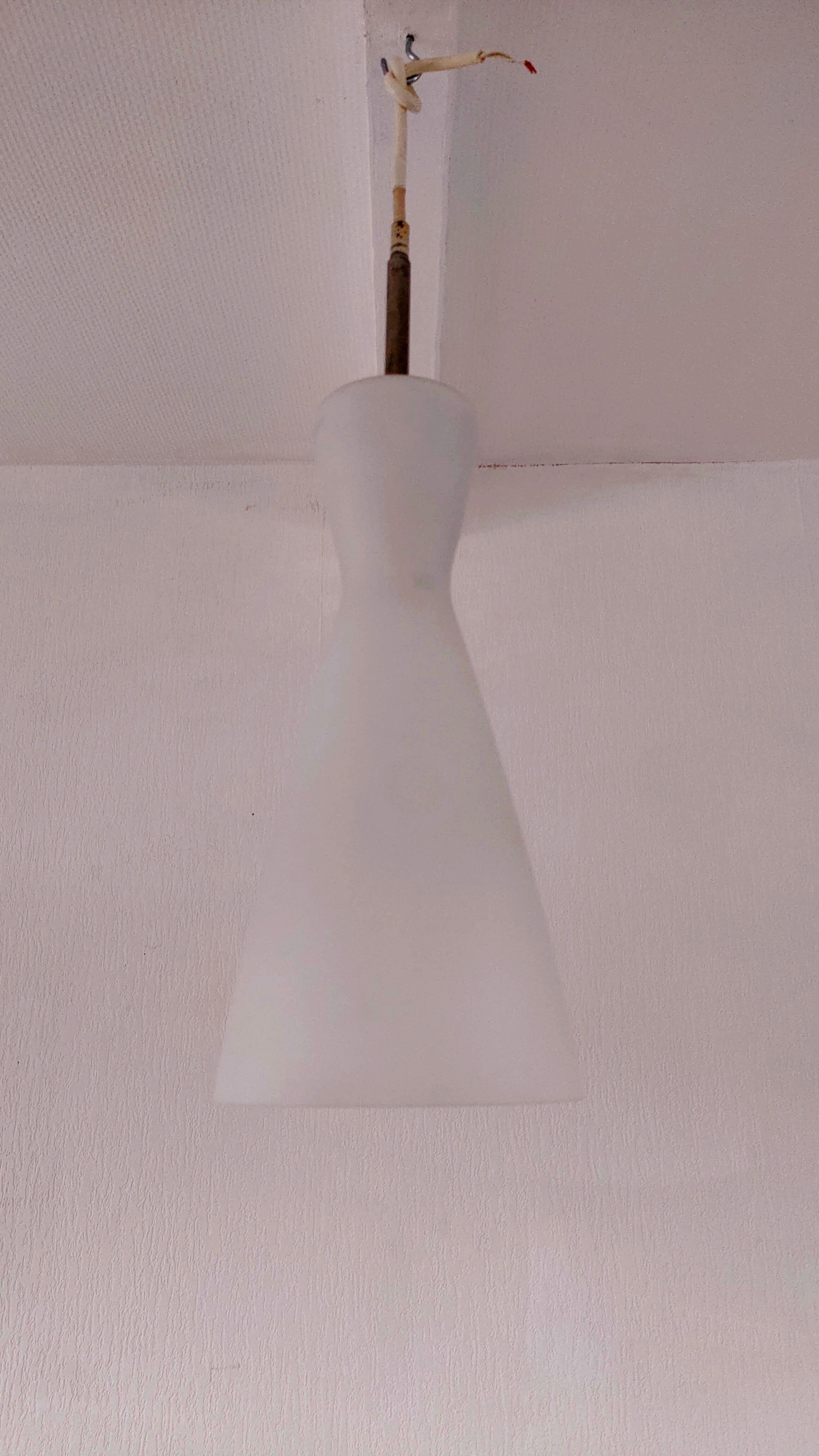 Suspension in opaline design 70s