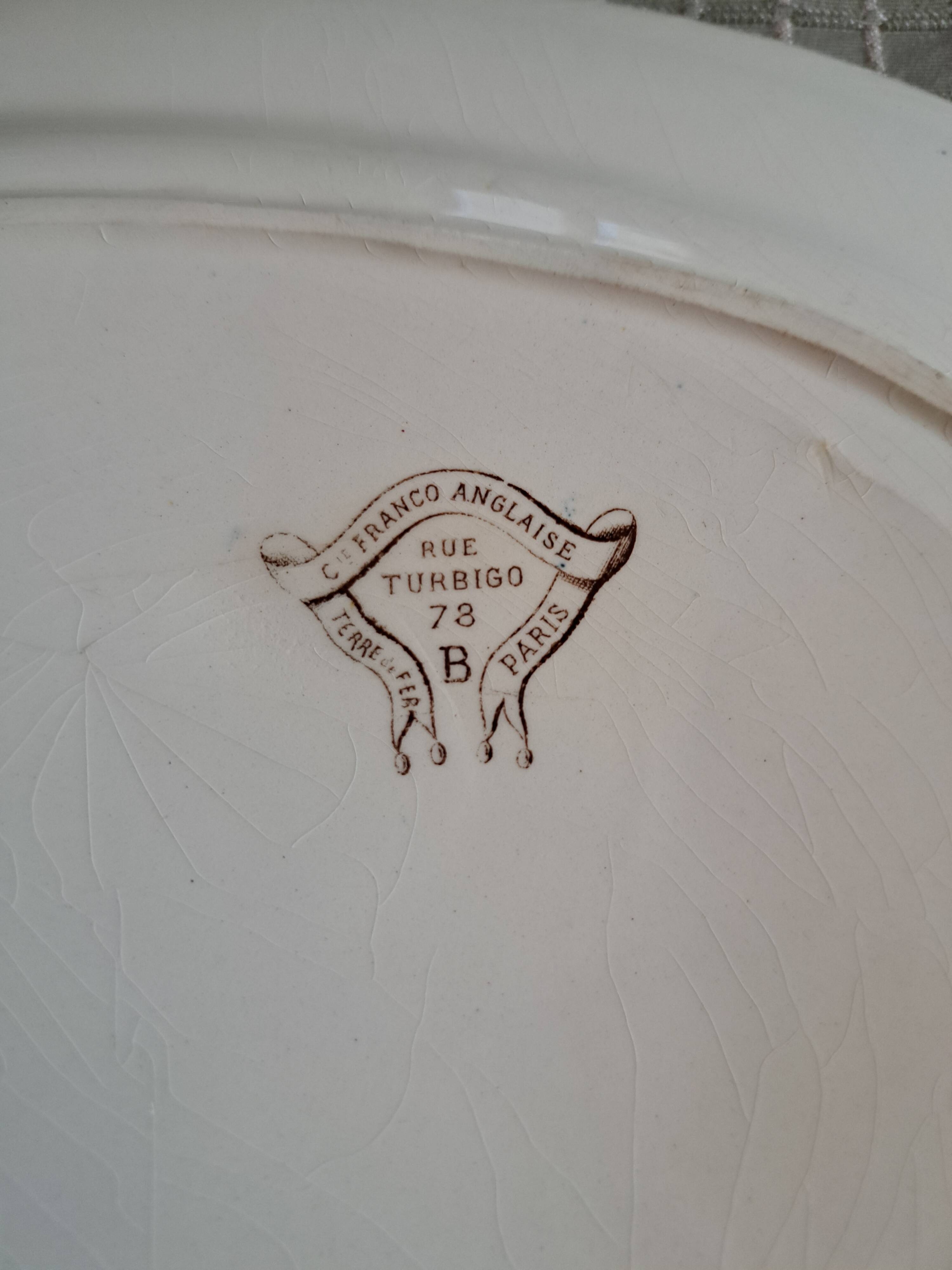Rectangular iron earth dish French English Company