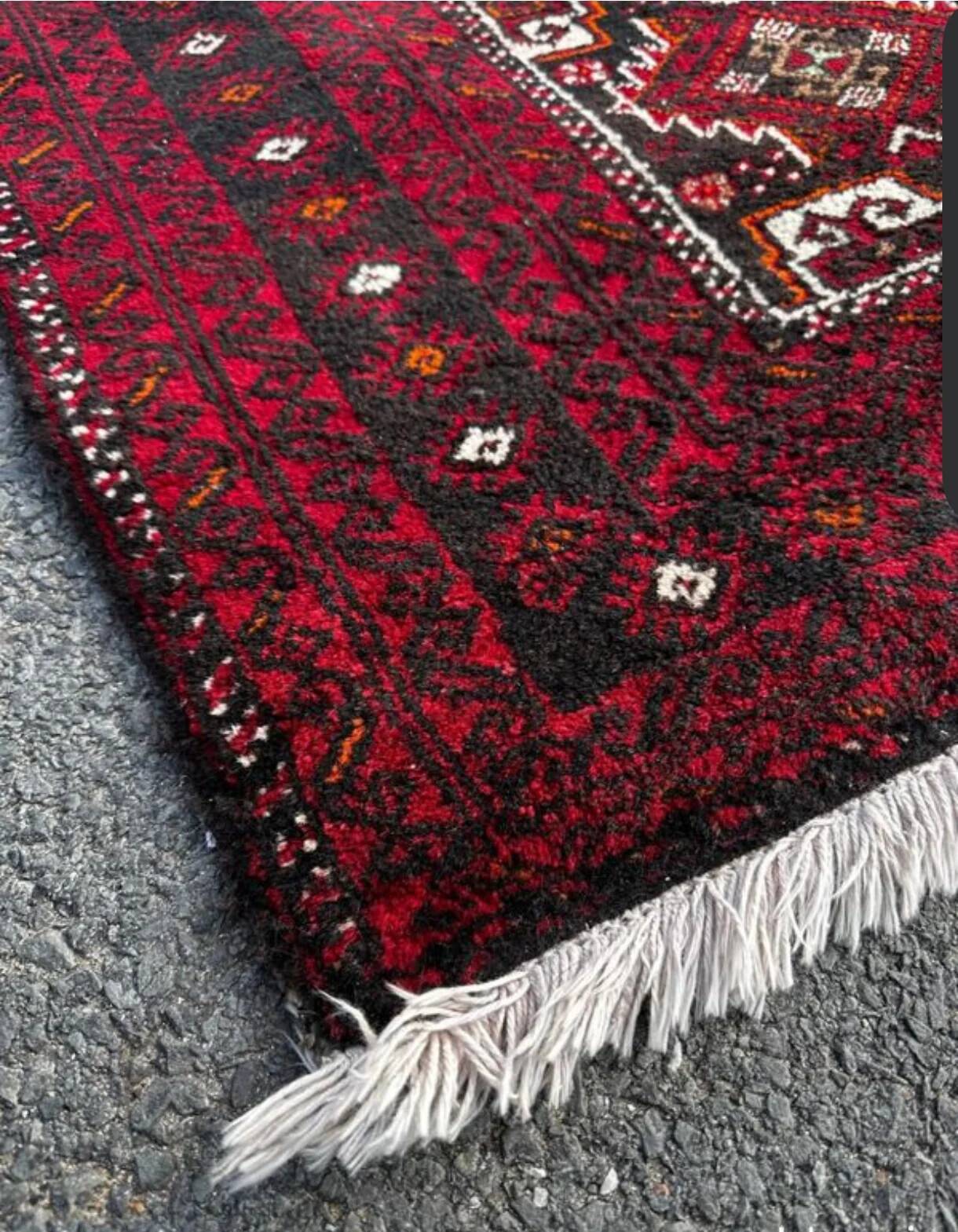 Handmade Balouch rug 220cm x 110cm