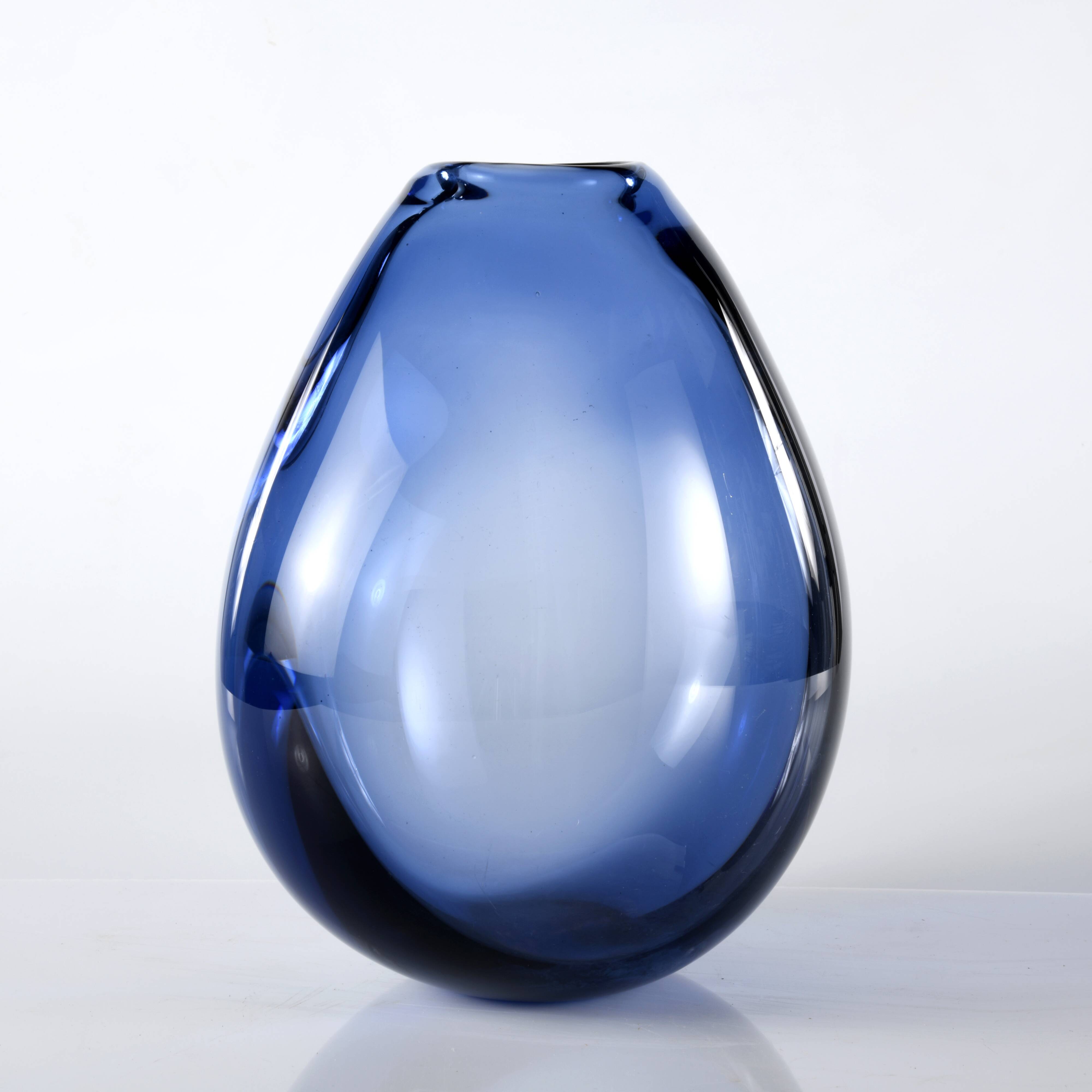 Glass vase by Per Lutken for Holmegaard