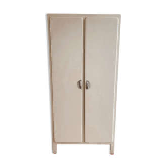 Vintage Parisian wardrobe