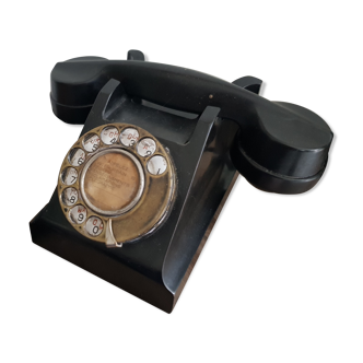 Telephone