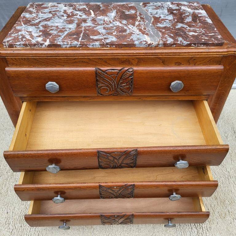 1930 Art Deco chest of drawers with recessed pink marble