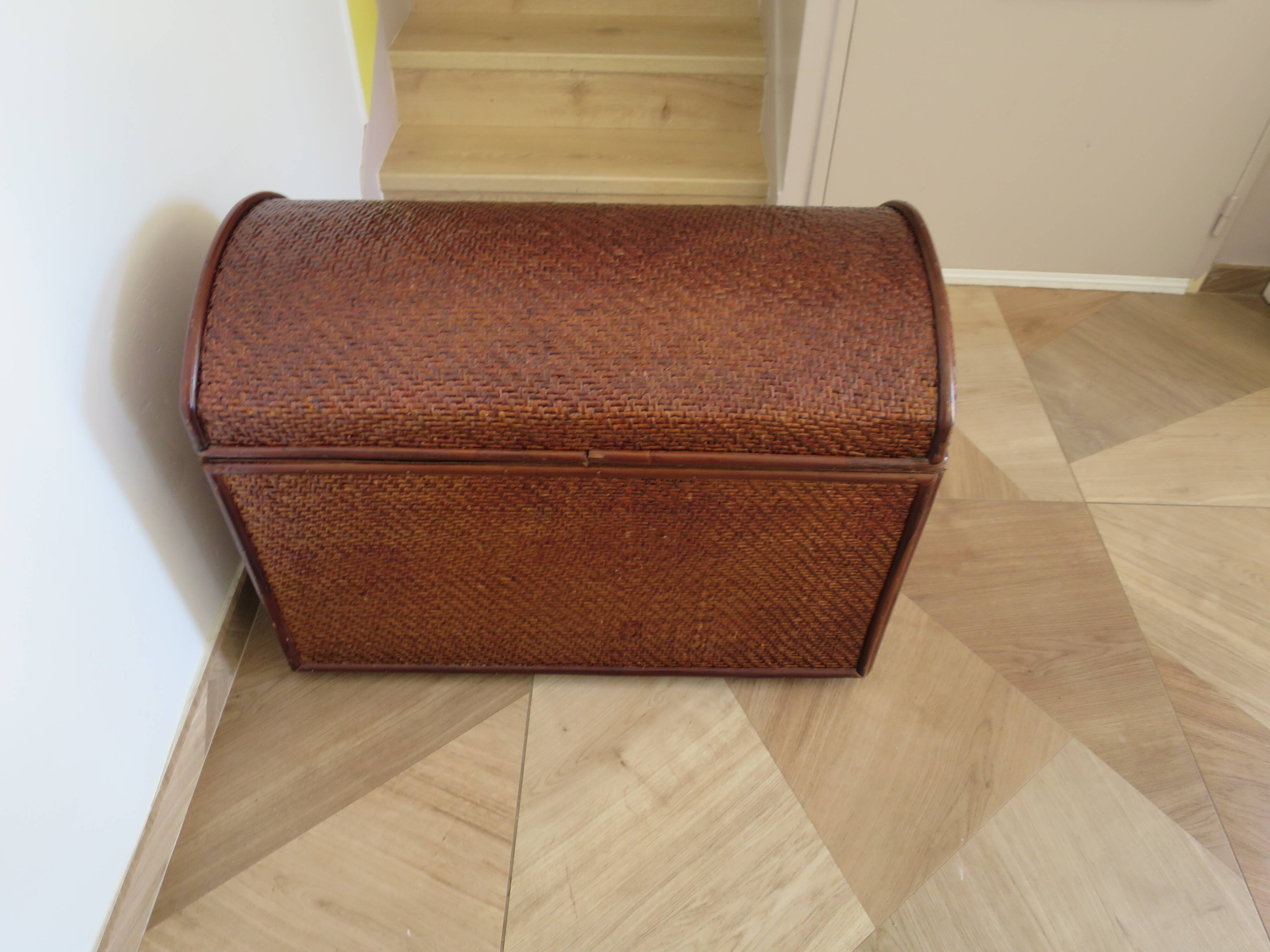 Vintage storage chest - curved - woven rattan - 1970s - mahogany colour