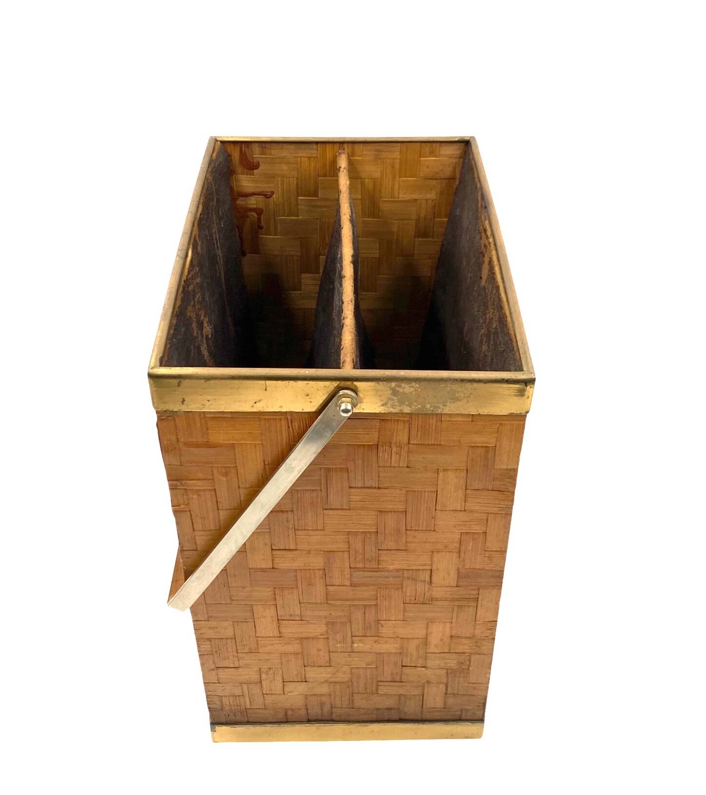 Hollywood regency brass and woven bamboo magazine rack, Metal Linea Nova Italy 1970