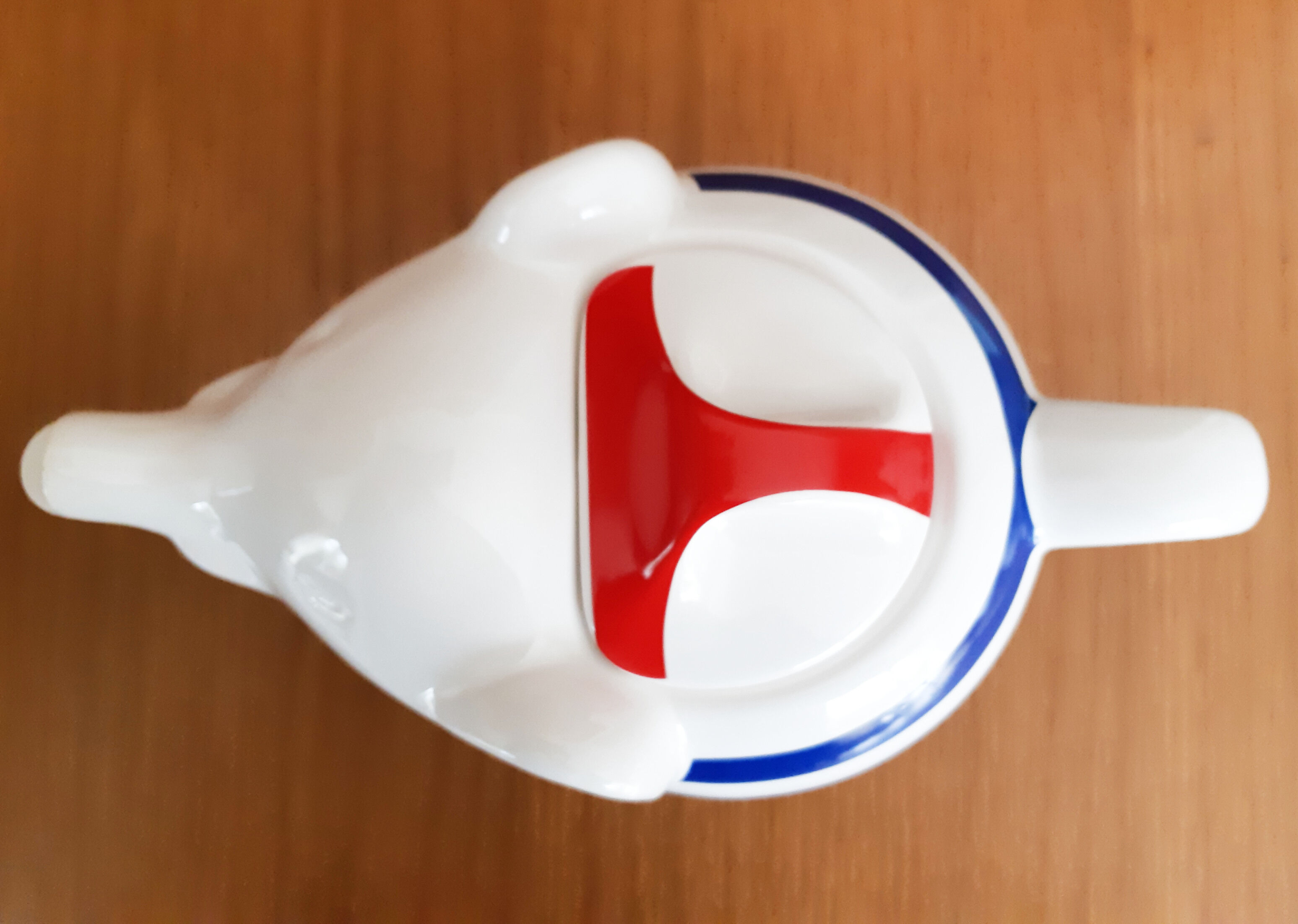 Teapot Elephant collection, striped marine year 81