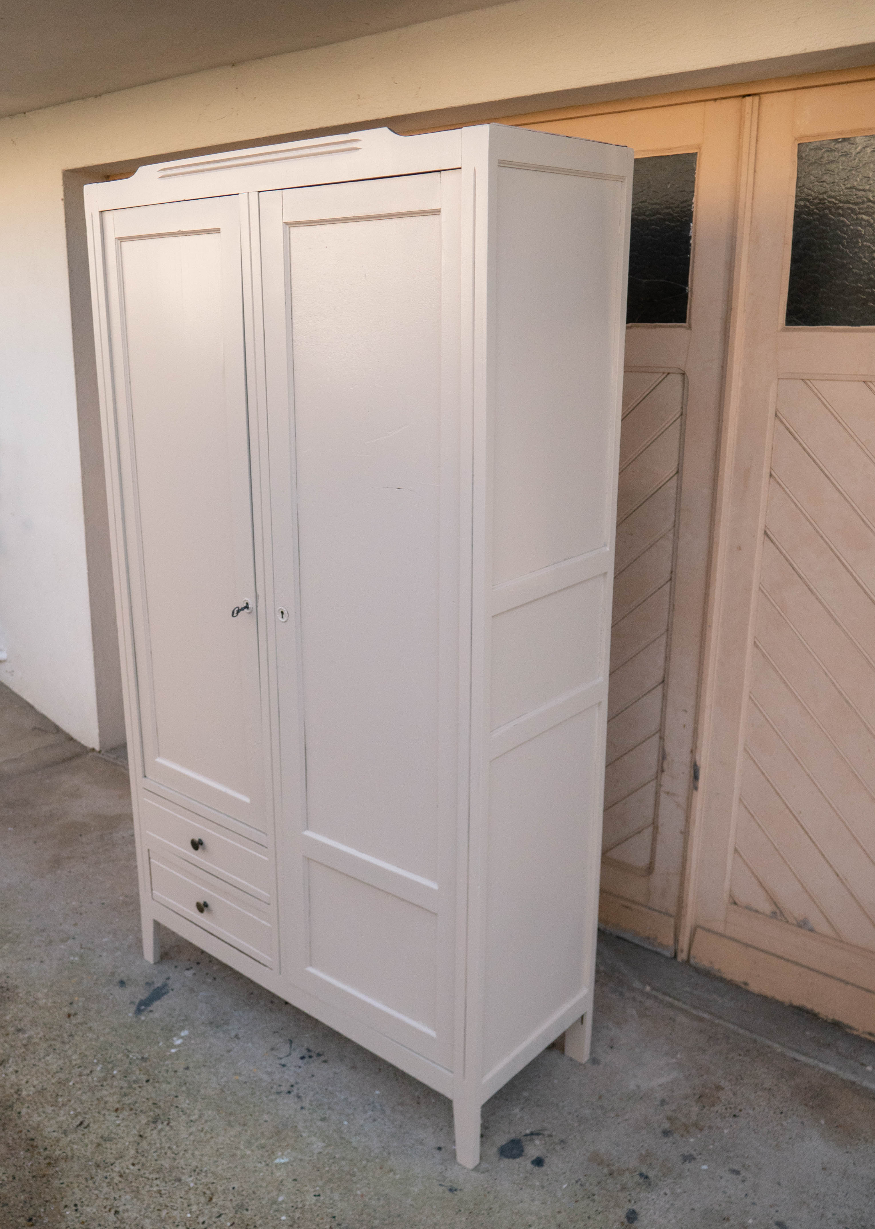 Armoire parisienne
