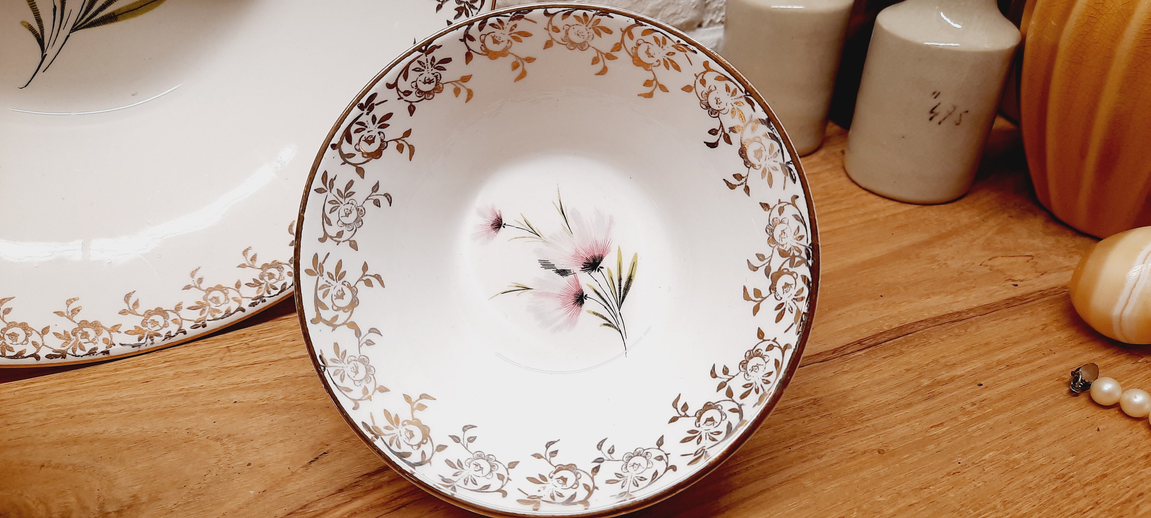 Set salad bowl and 8 Sarreguemines cups