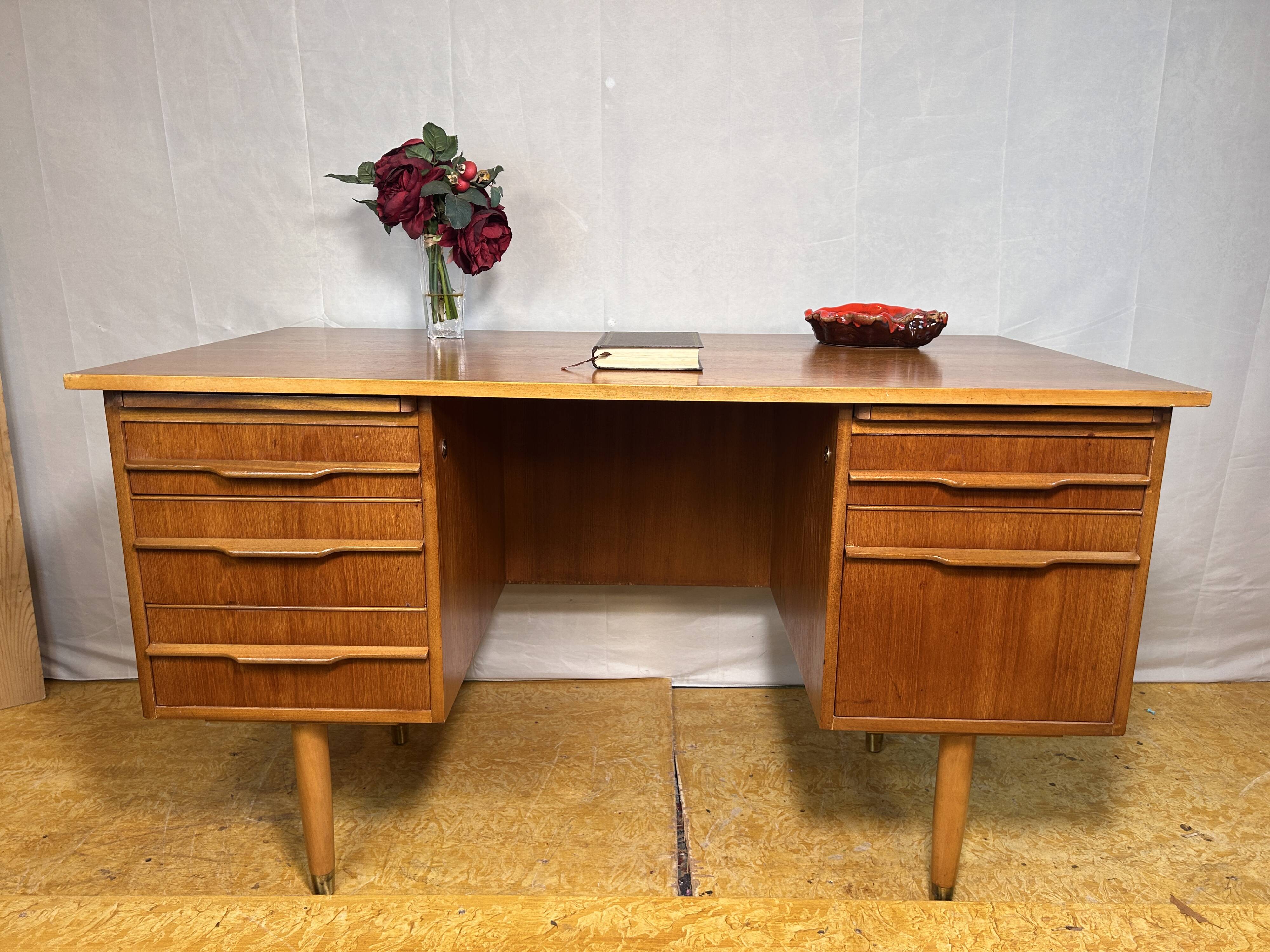 Mid-Century Retro Vintage Teak Desk – 1960s Danish Design