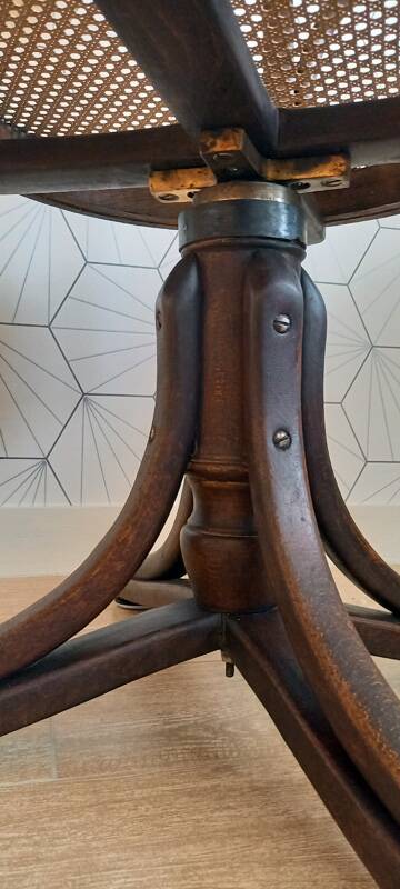 J&J Kohn office chair – year 1914