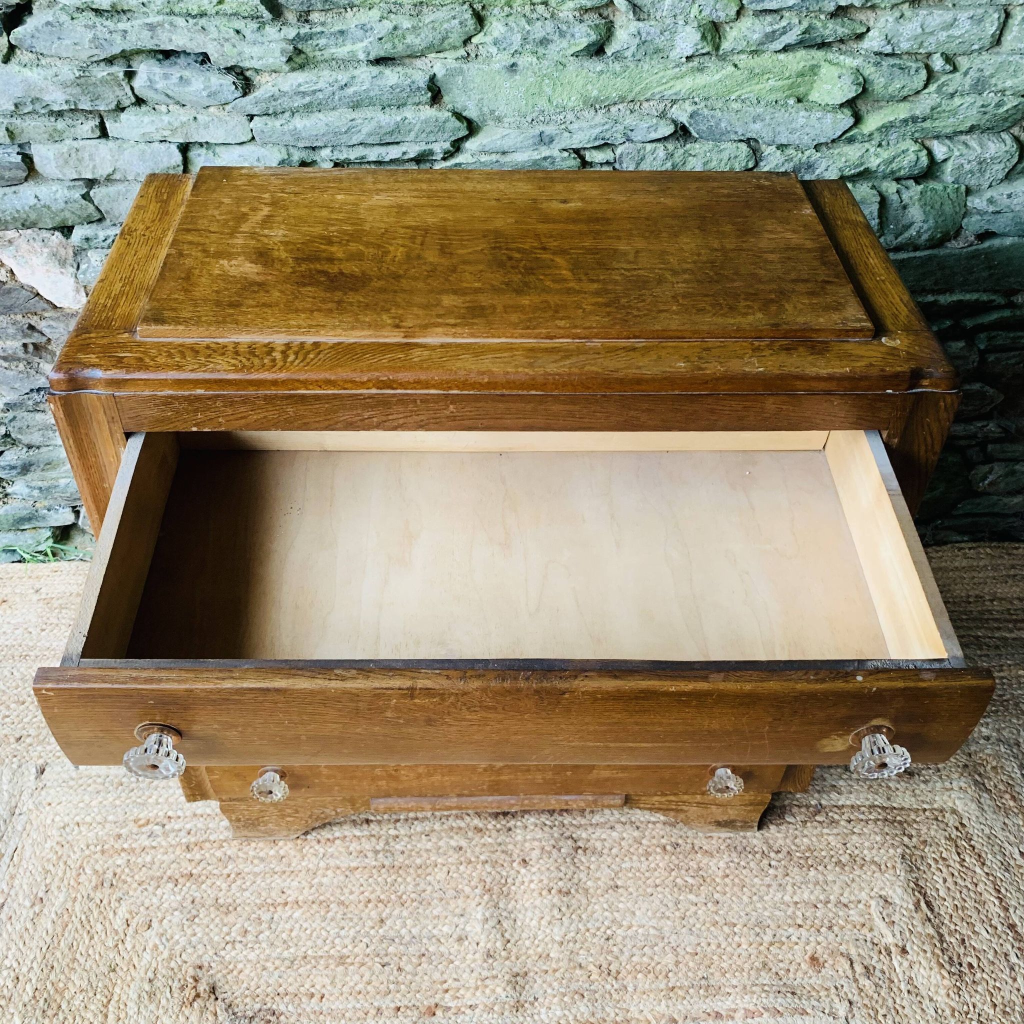 Commode vintage - poignées fleurs
