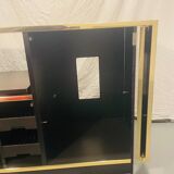 Buffet, meuble Hi-fi laqué noir et laiton par Roche Bobois, circa 1970