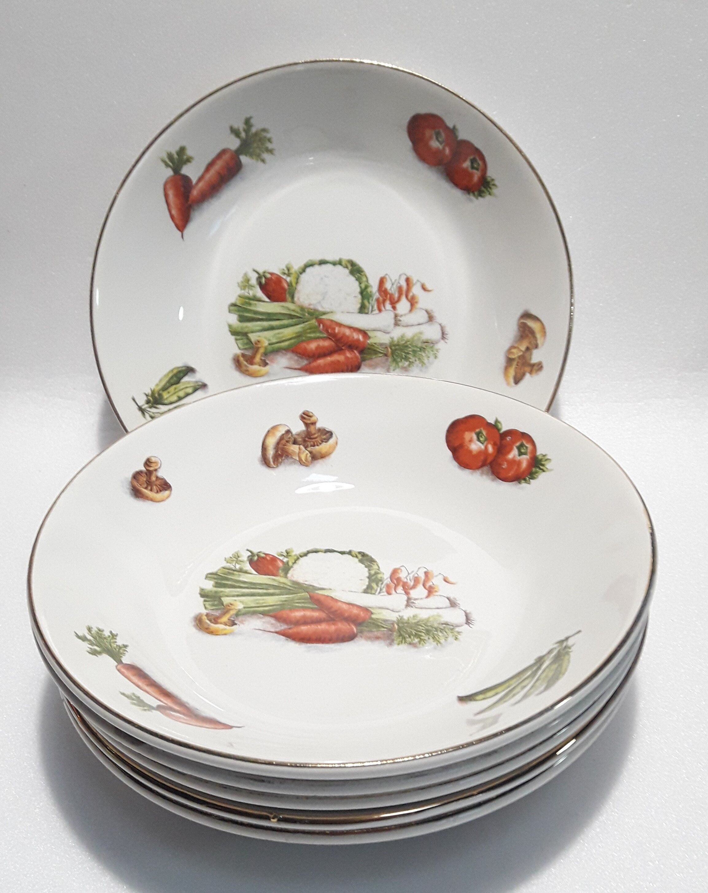 5 assiettes creuses Orchies Moulin des loups décor légumes