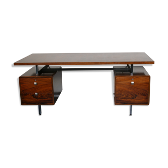 French rosewood office in Rio