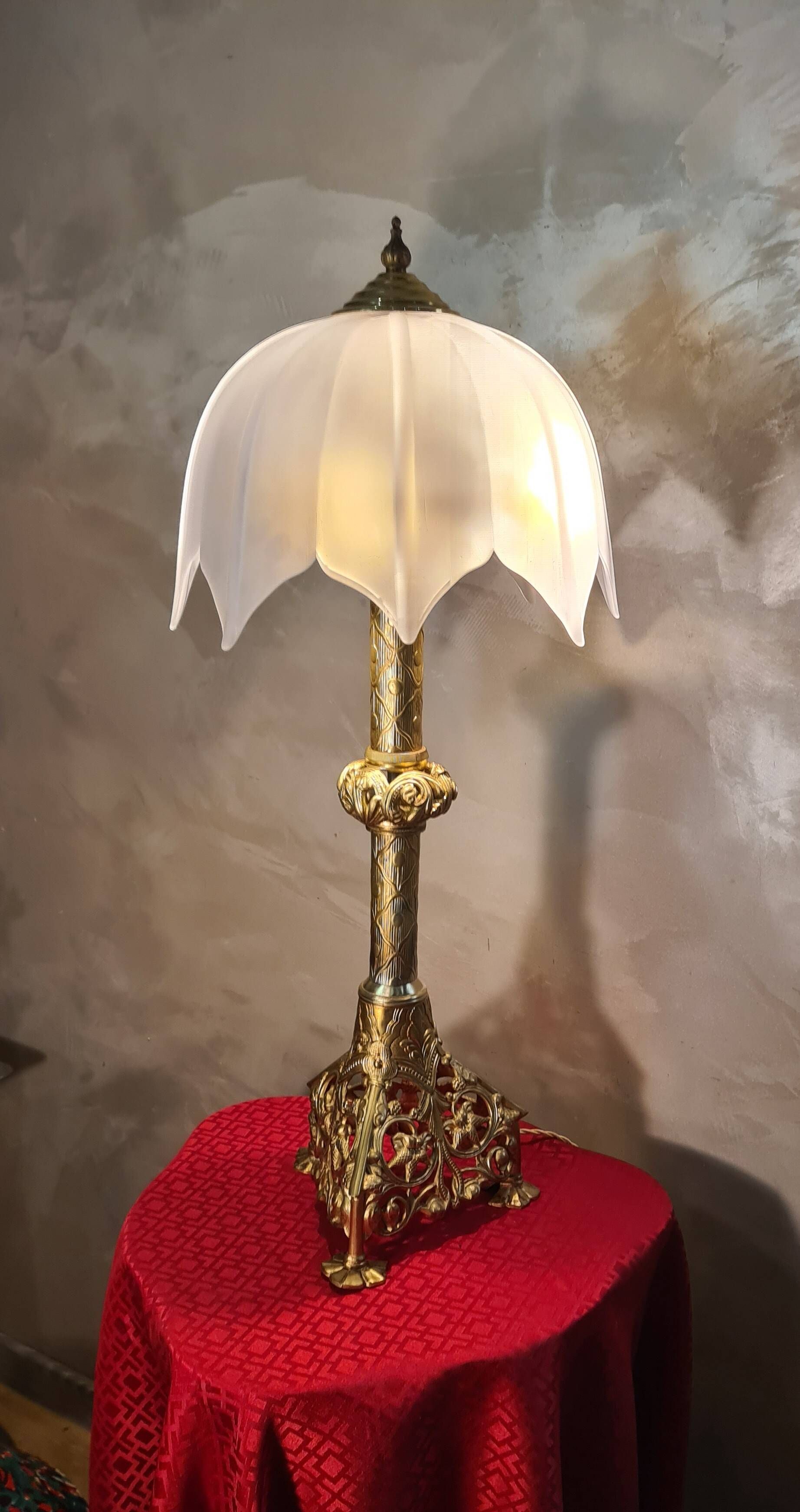 large bronze lamp 74x33 6kg 1850 to 1900 thick opaque glass shade, ele