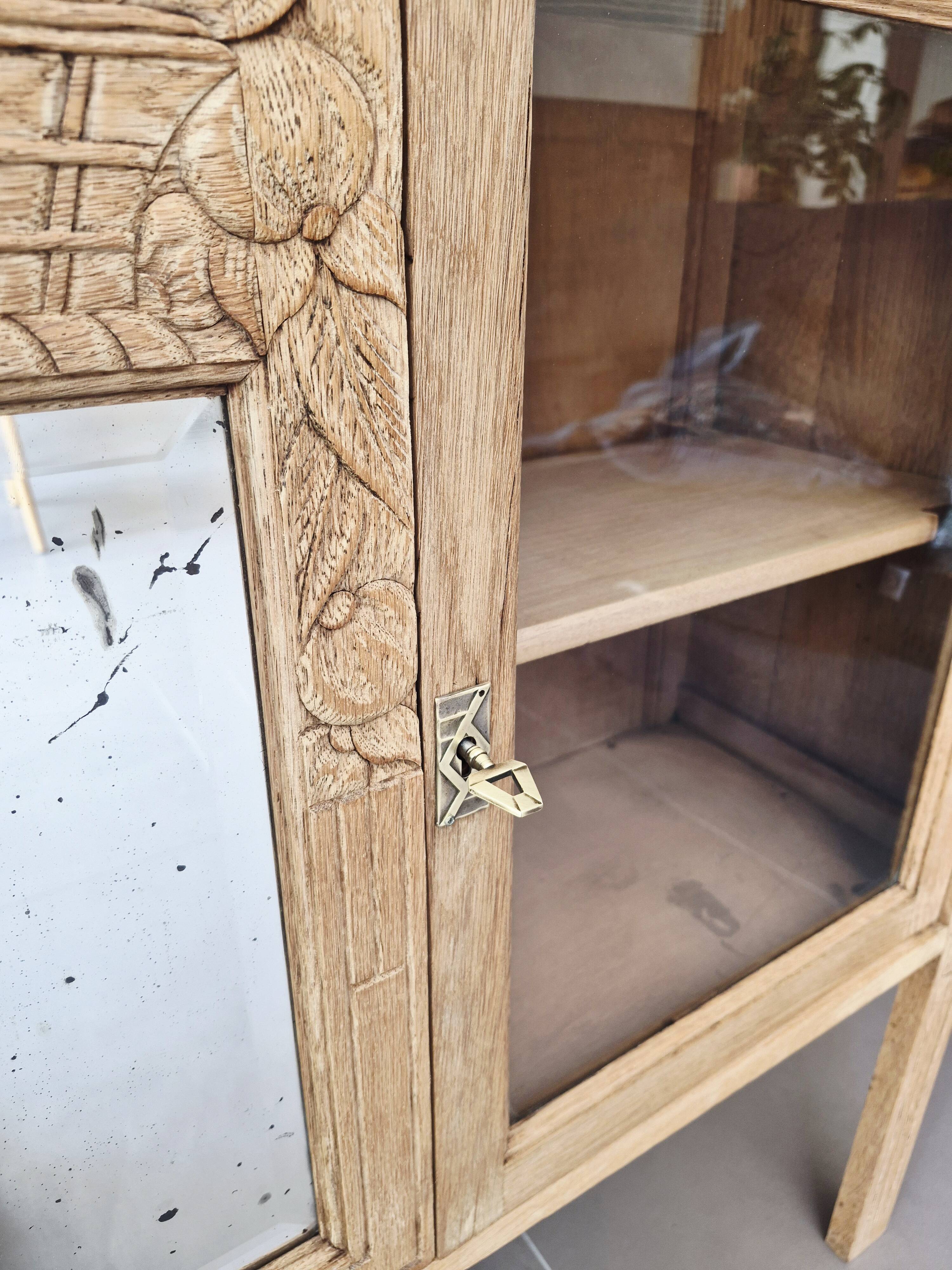Enfilade / Art Deco display cabinet