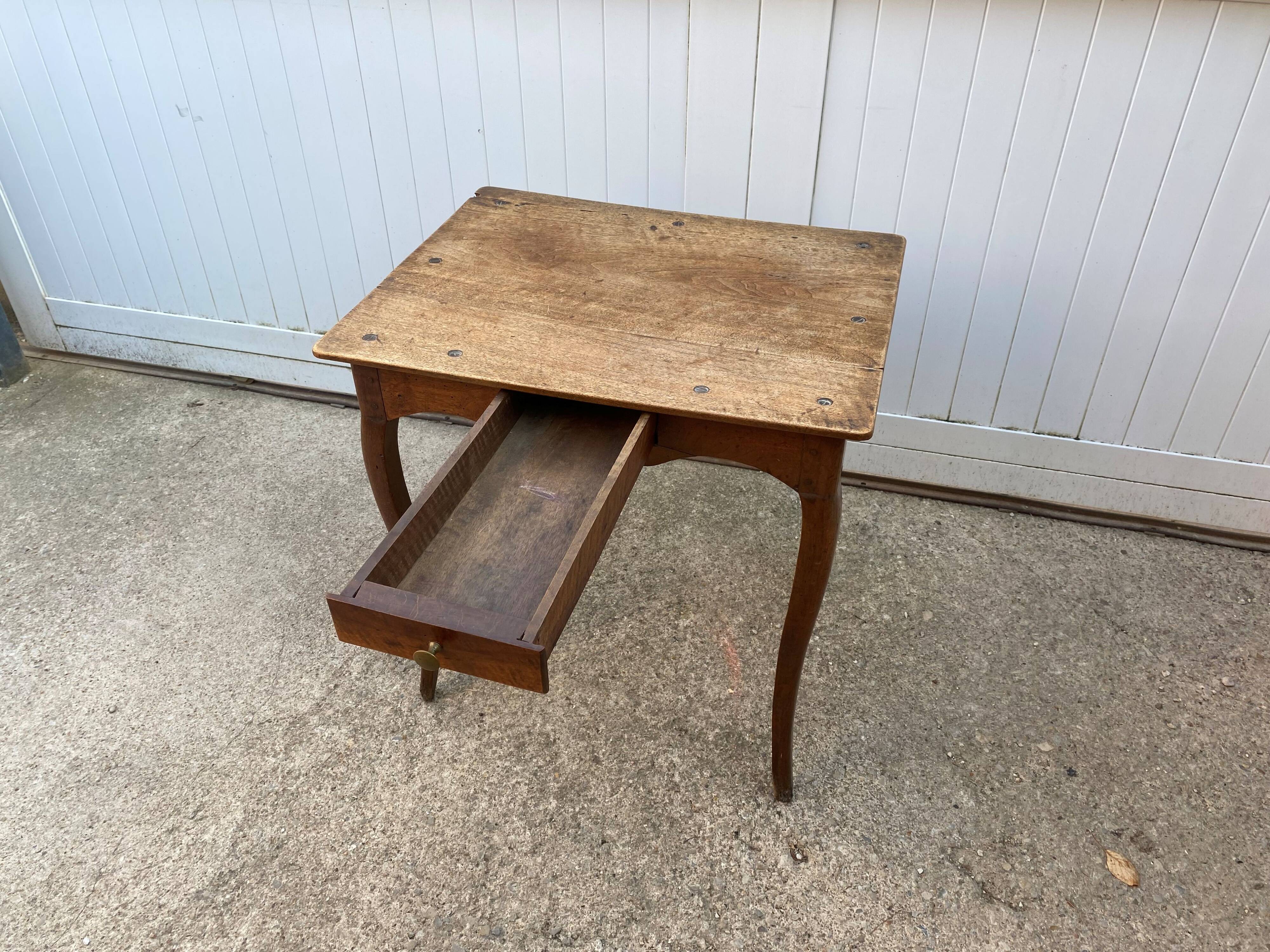 Oak desk with 1 drawer, 65x52cm
