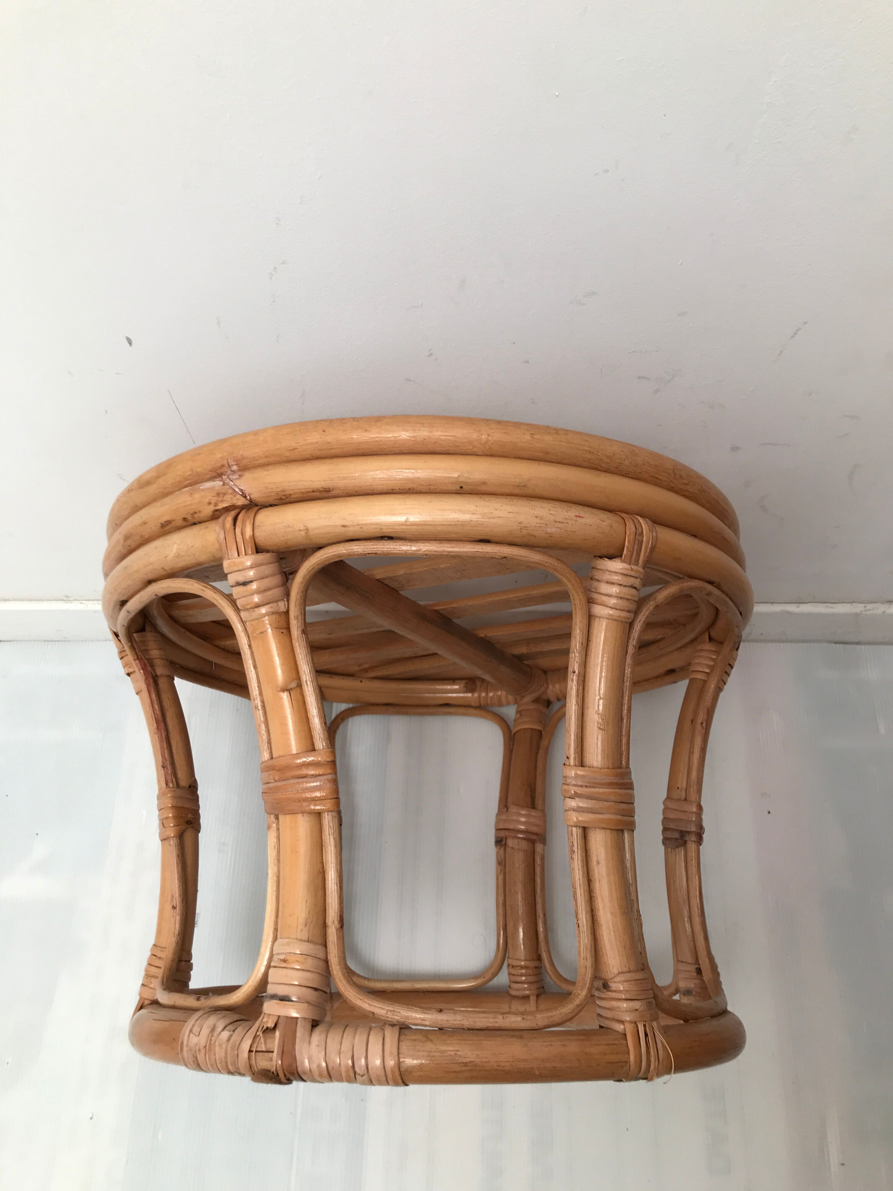 Canning rattan chair and vintage foot rests