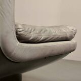 Eye-Catching Italian Grey Leather Lounge Chair by Ammanati & Vitello, 1970s