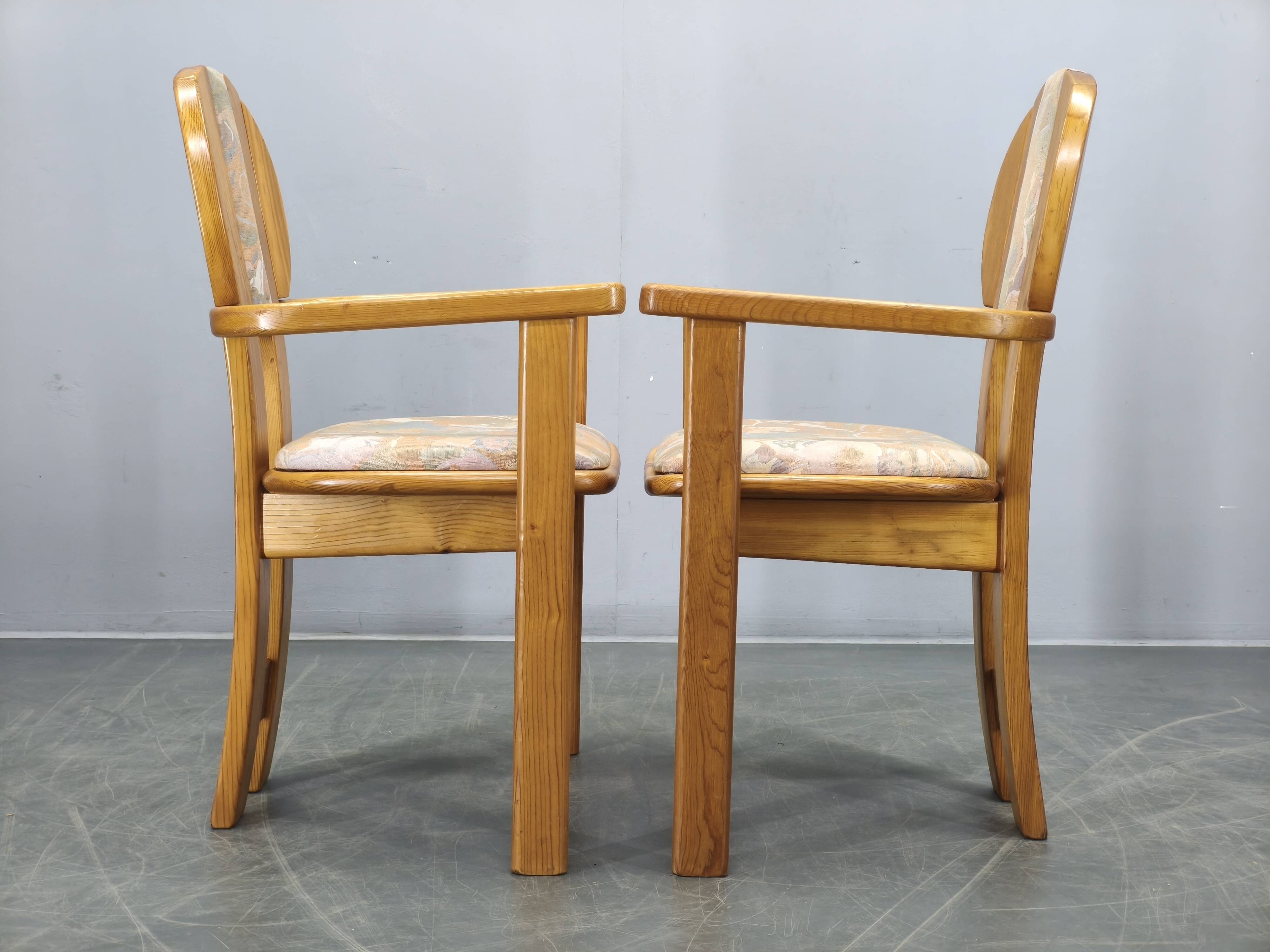 Set of 8 Czech Postmodern Pine Dining Armchairs, 1970s