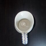 Pot à lait en porcelaine de Tournai