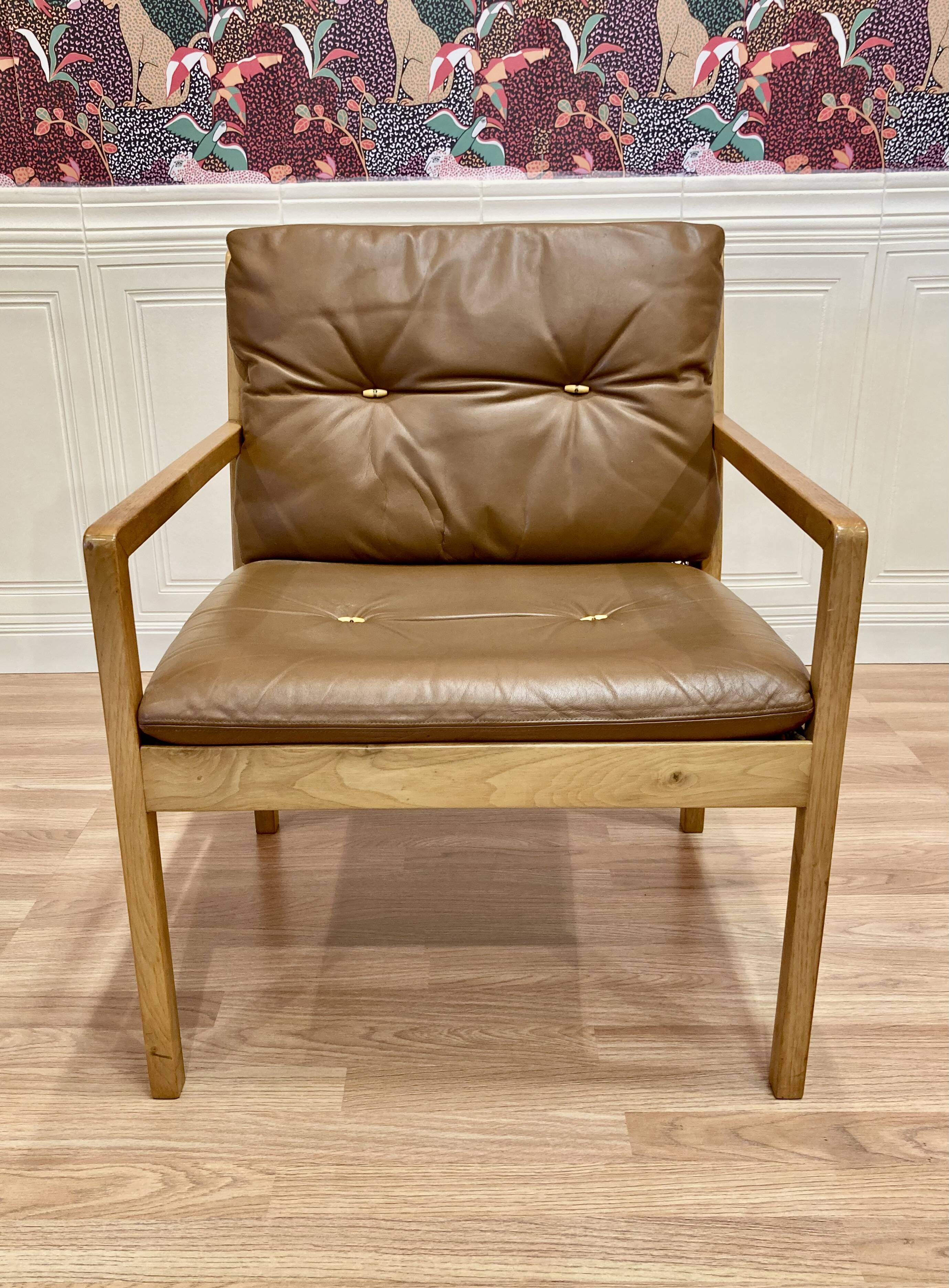 Scandinavian design leather armchair "Bernt Petersen" 1960.