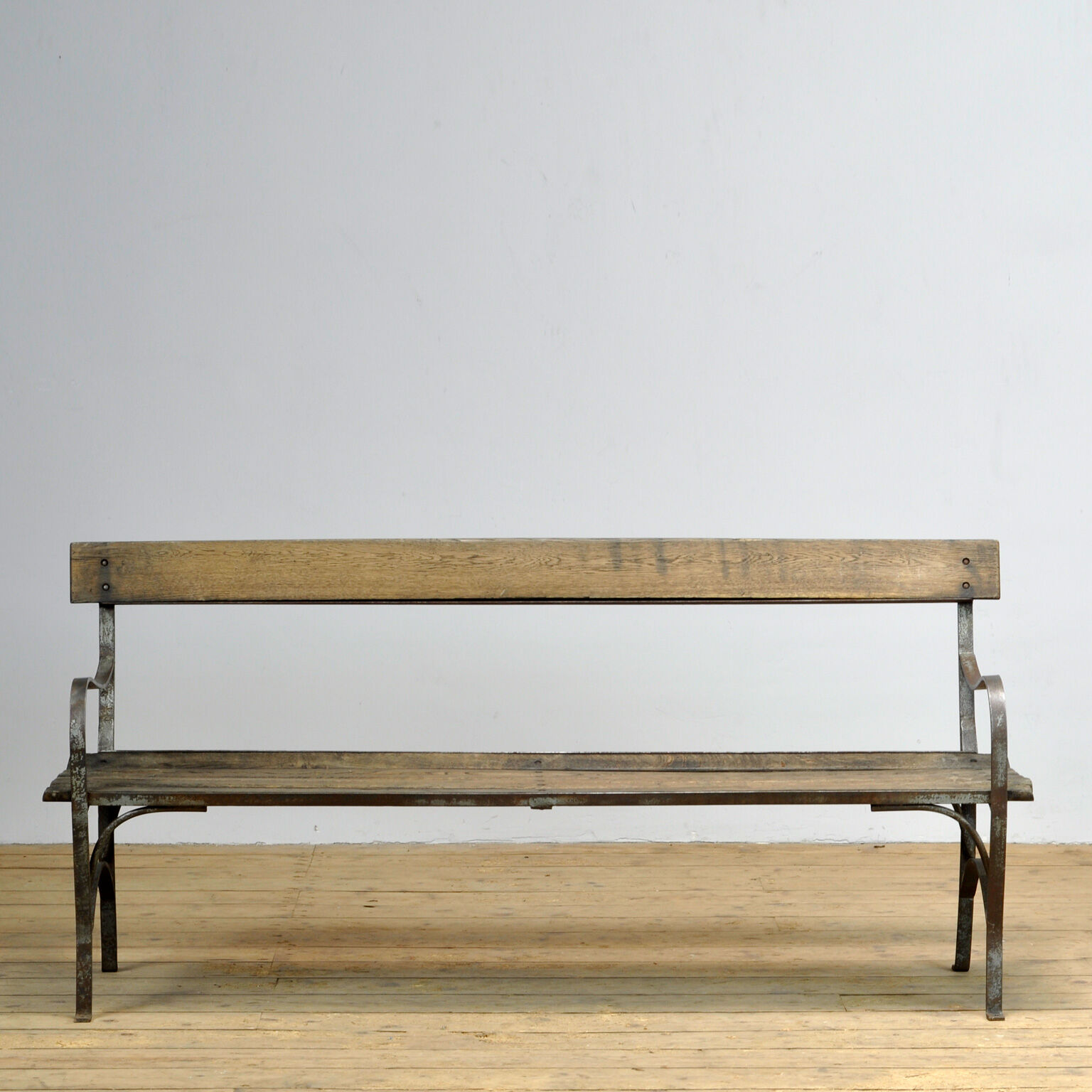Banc de jardin des années 40