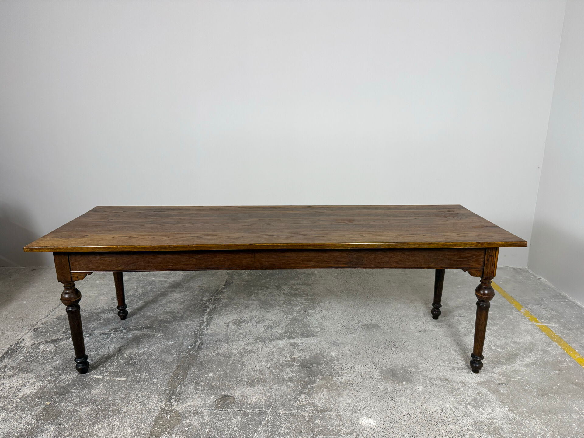 Grande table de ferme ancienne en chêne – 229 cm