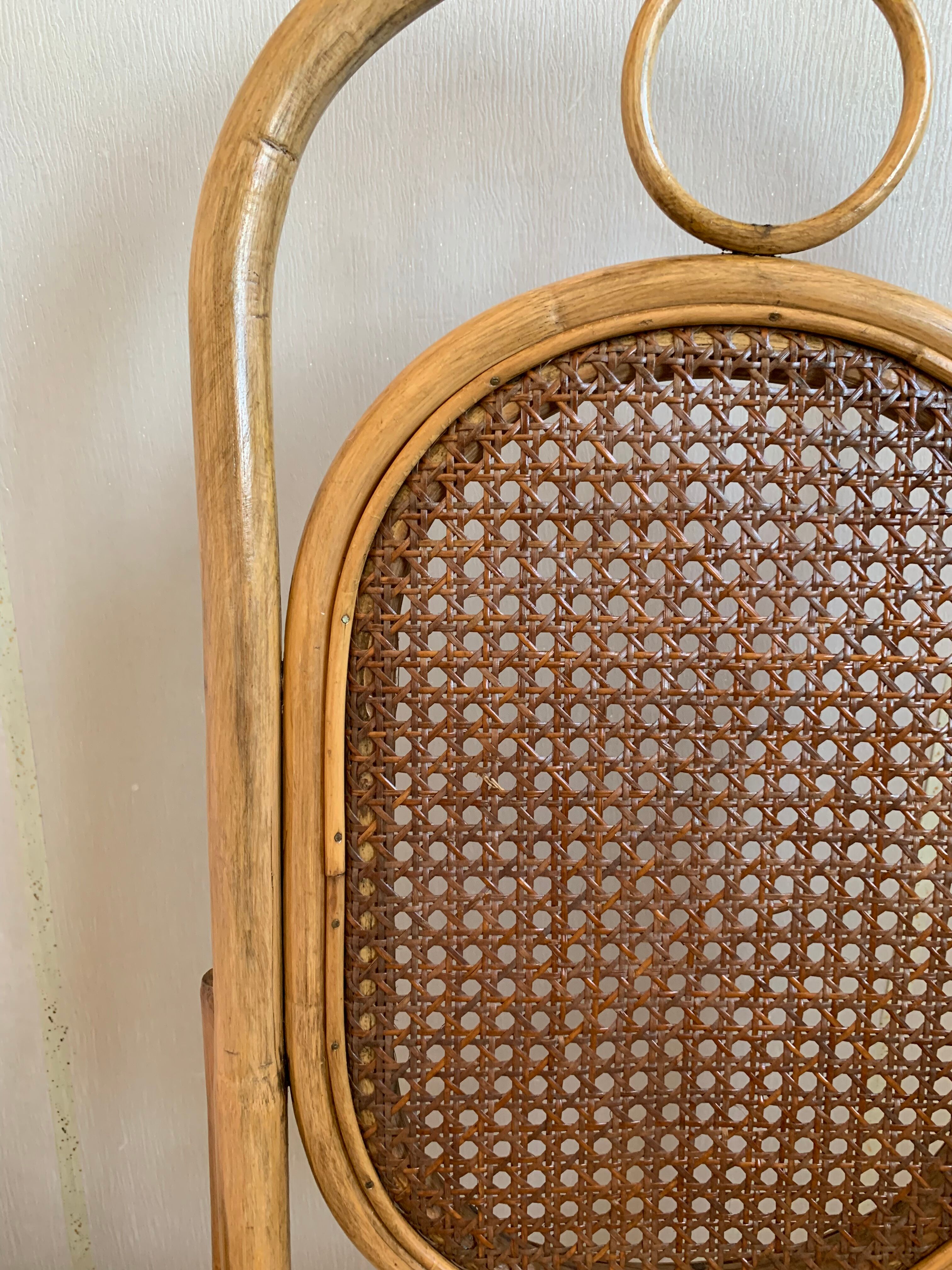 Vintage lounge chair