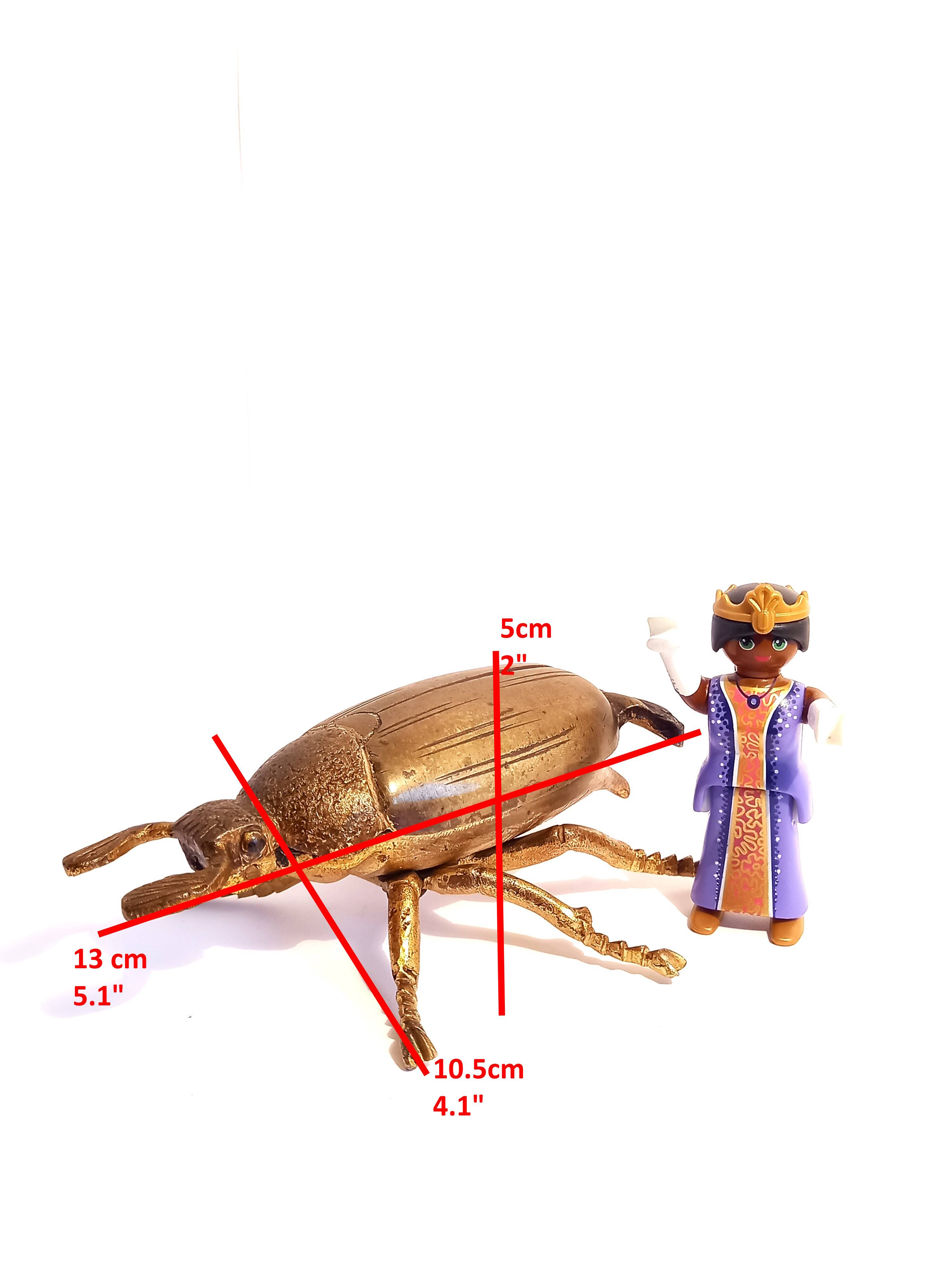 Ashtray with lid in the shape of a beetle in gilt bronze