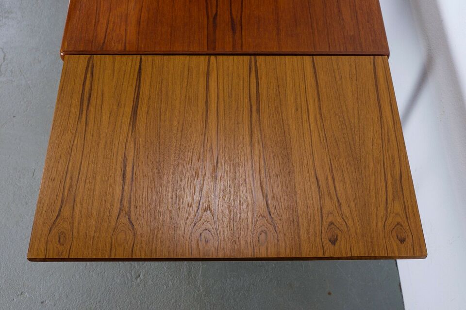 Danish teak meal table 60's with extension cords