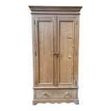 Red fir wardrobe - Compact & Authentic format