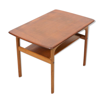 Mid Century Two-Tiered Teak Sidetable by Rasmus Solberg, Norway 1960s