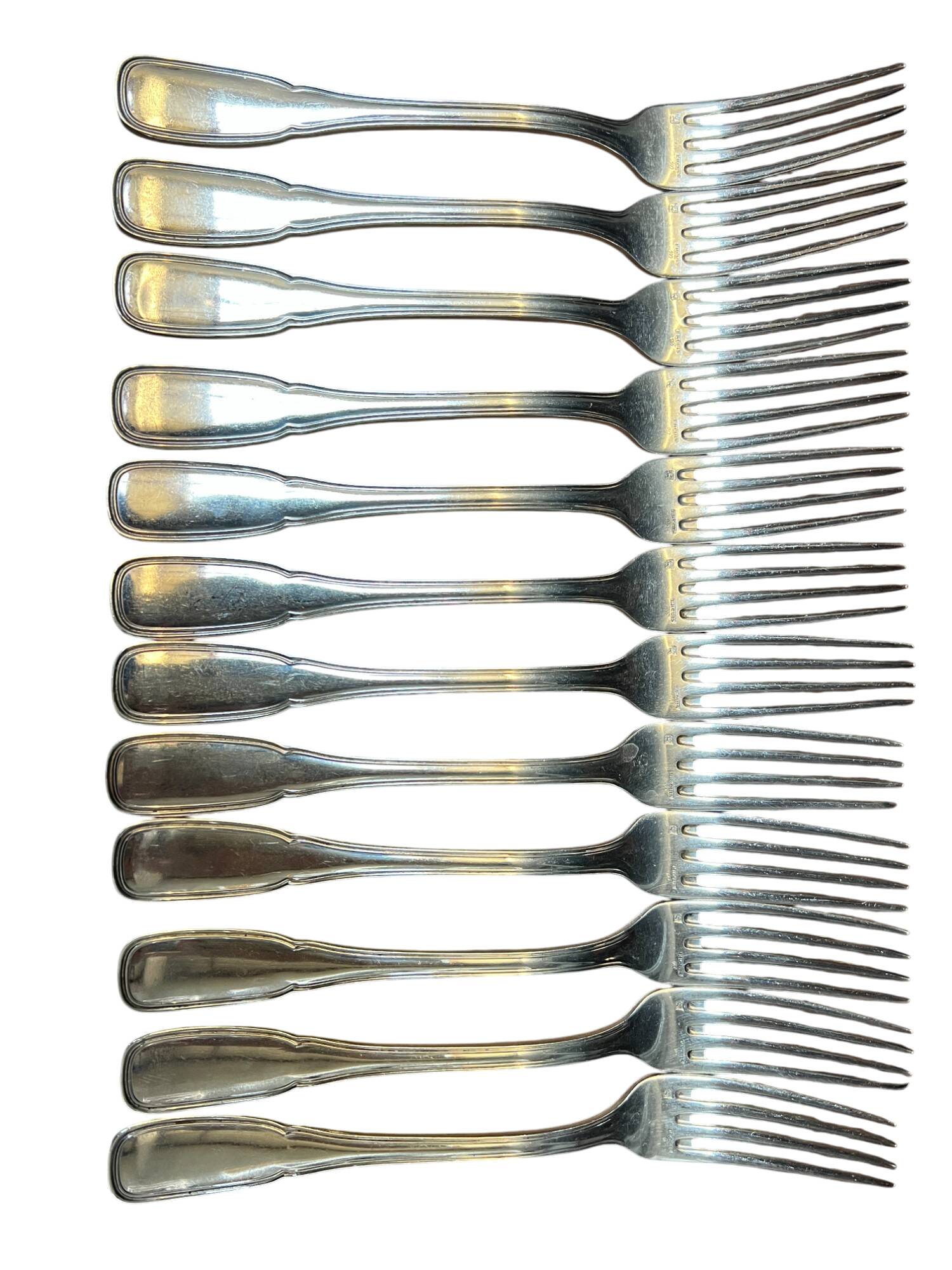 Silver metal cutlery set