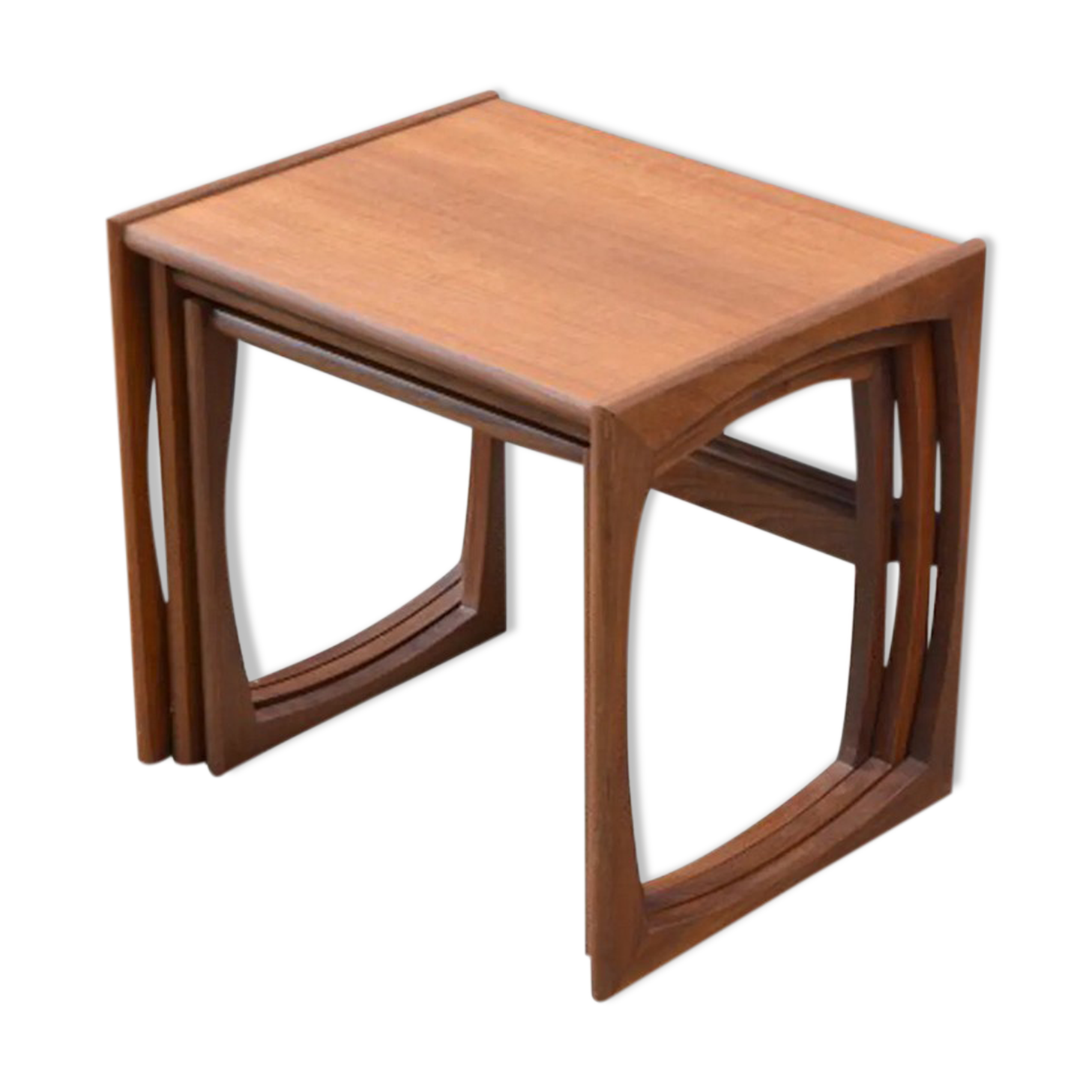 Tables gigognes par G-Plan