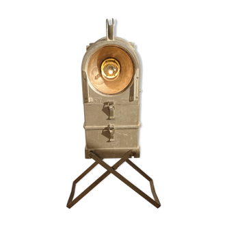 Ancien luminaire projecteur avec compartiment