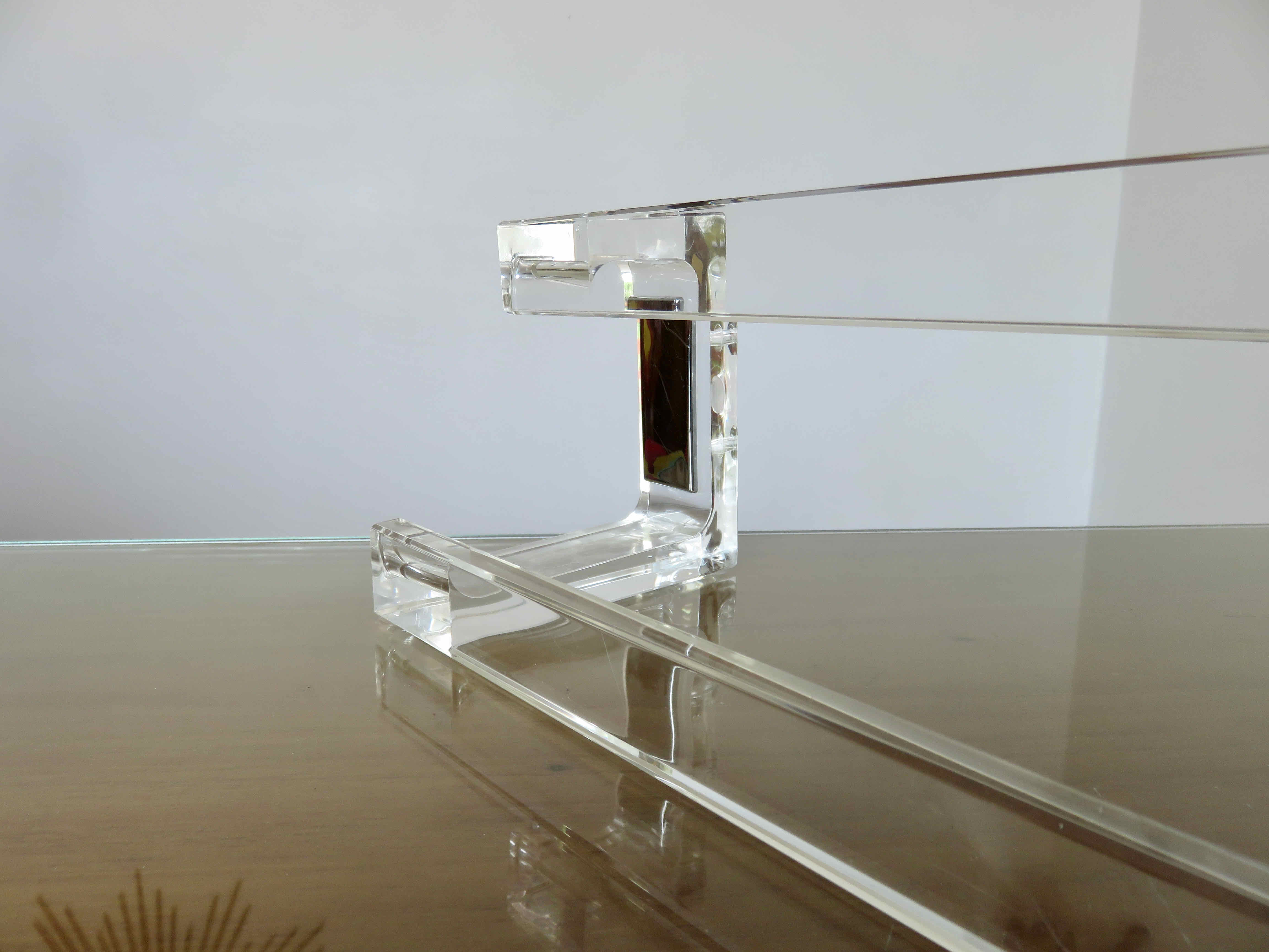 Plexiglas towel rack 70s