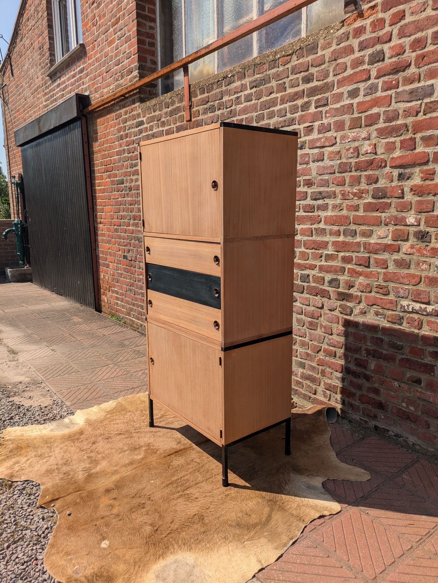 Office storage furniture