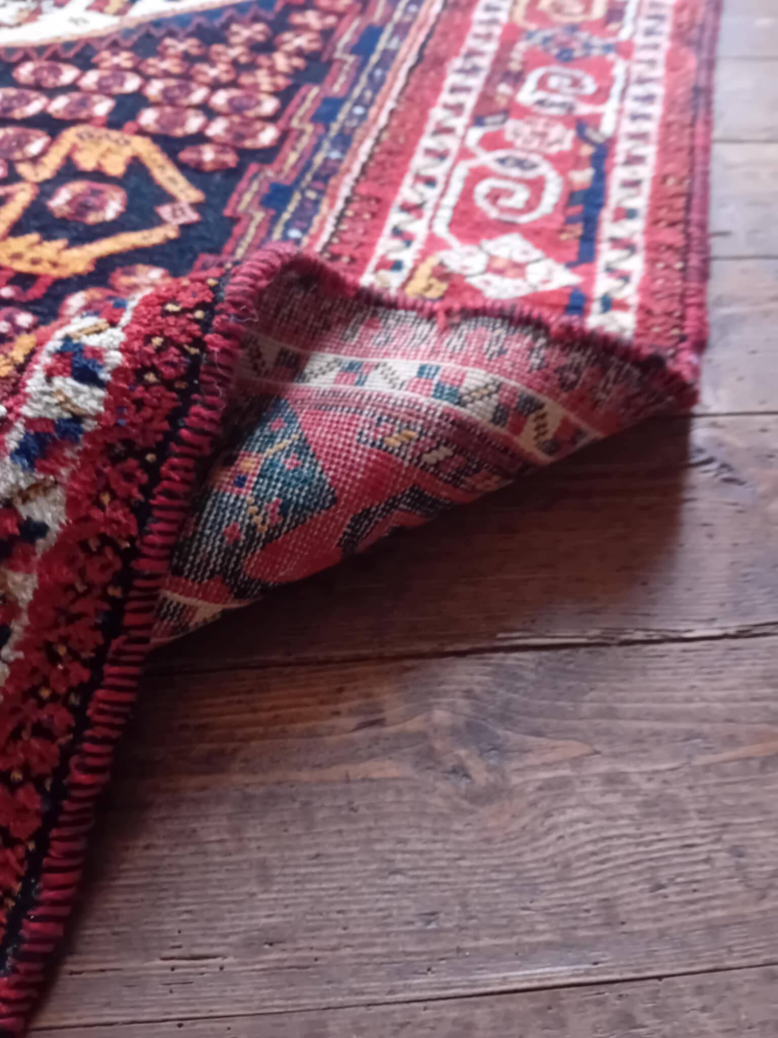 Handmade Persian rug 190x130cm